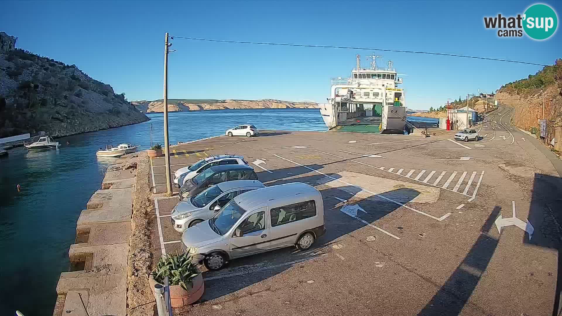 Webcam port de ferry de Prizna – vers l’île de Pag