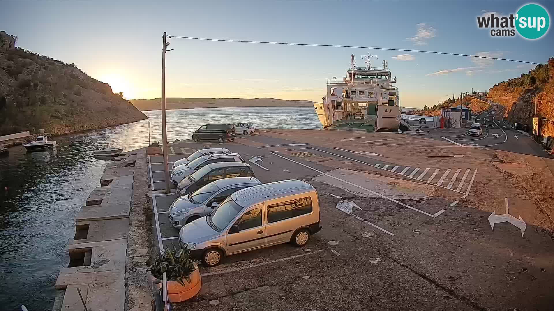 Webcam Fährhafen Prizna – zur Insel Pag