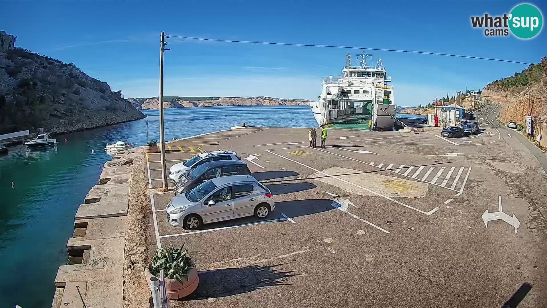 Webcam Prizna ferry port to Pag island