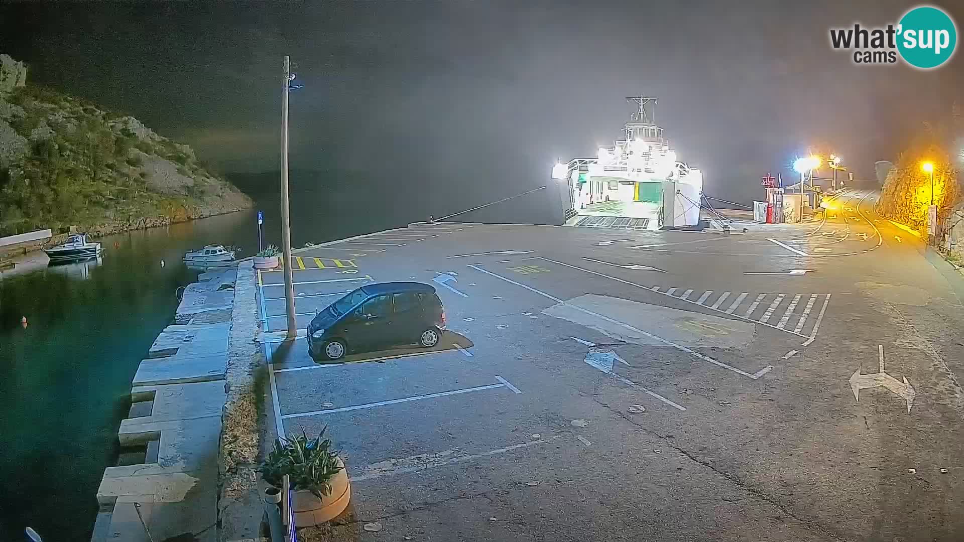 Webcam Prizna ferry port to Pag island