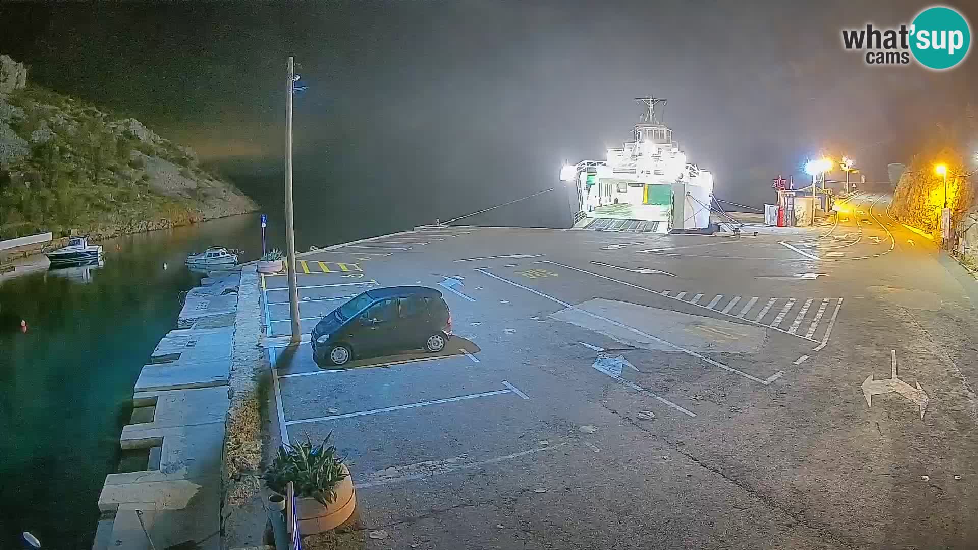 Webcam Prizna ferry port to Pag island