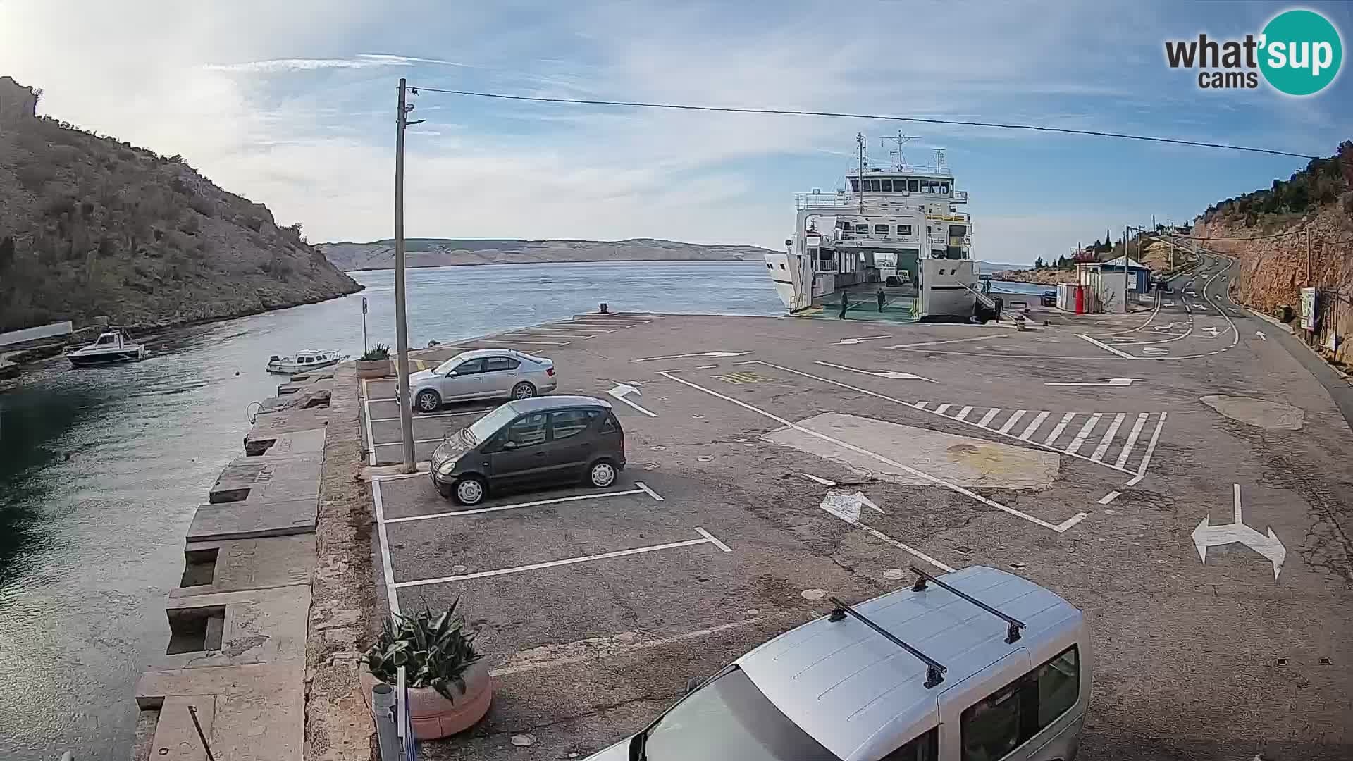 Webcam Prizna ferry port to Pag island