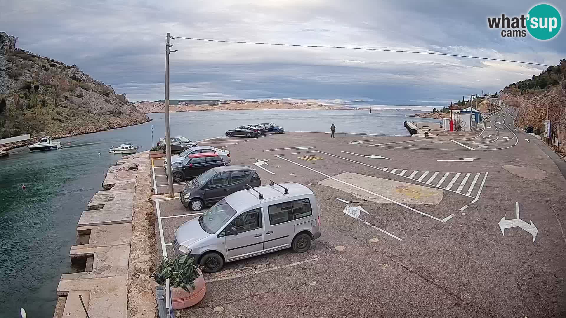 Webcam Prizna ferry port to Pag island