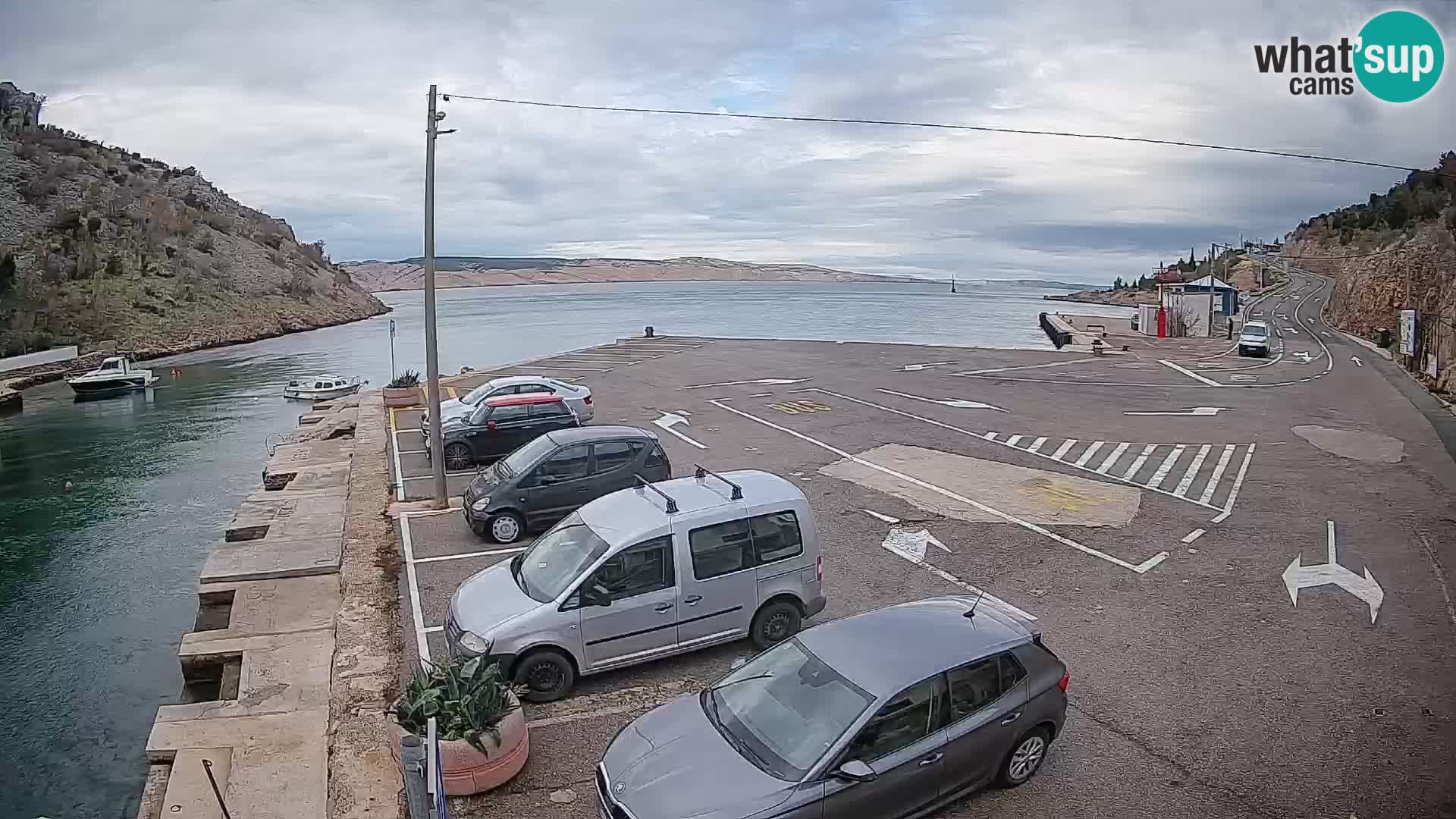 Webcam port de ferry de Prizna – vers l’île de Pag