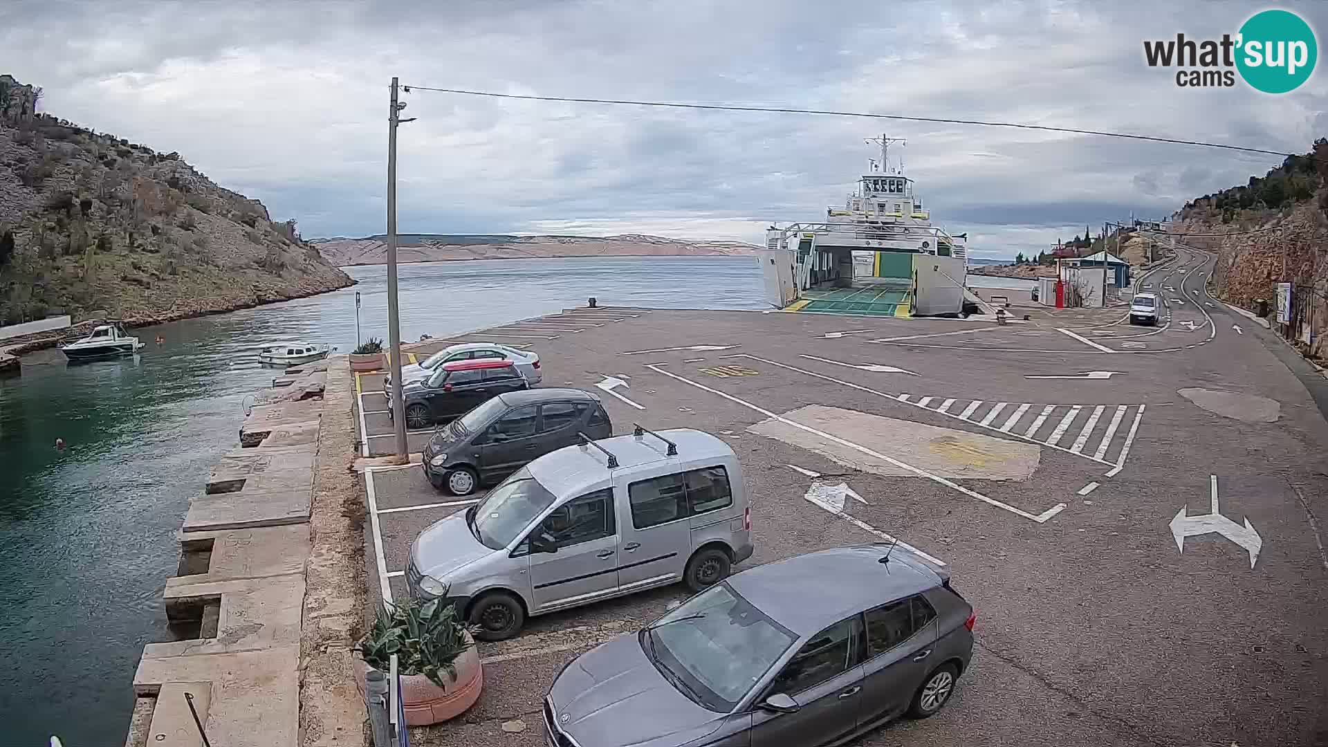 Webcam Prizna ferry port to Pag island