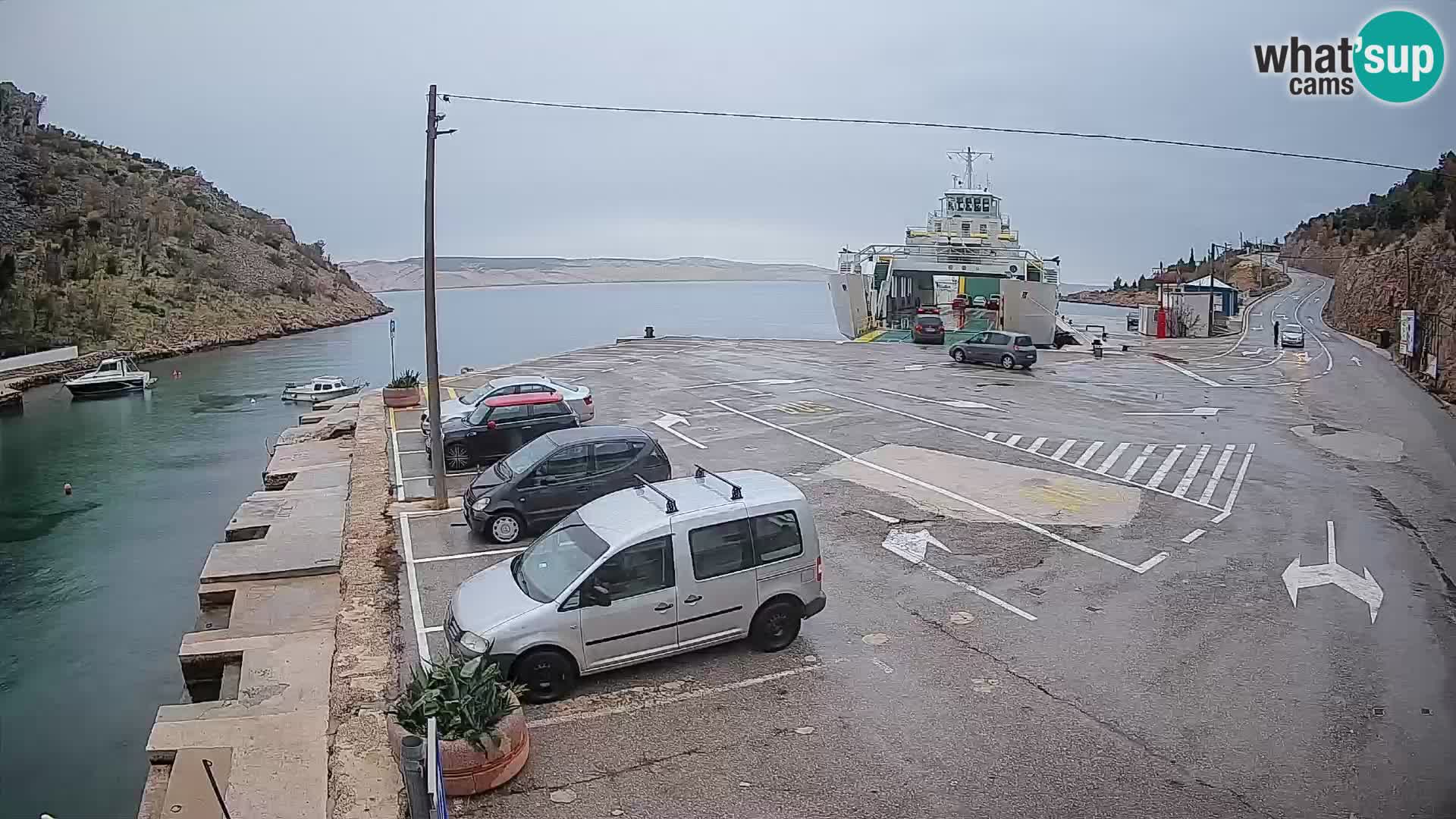 Webcam Prizna ferry port to Pag island