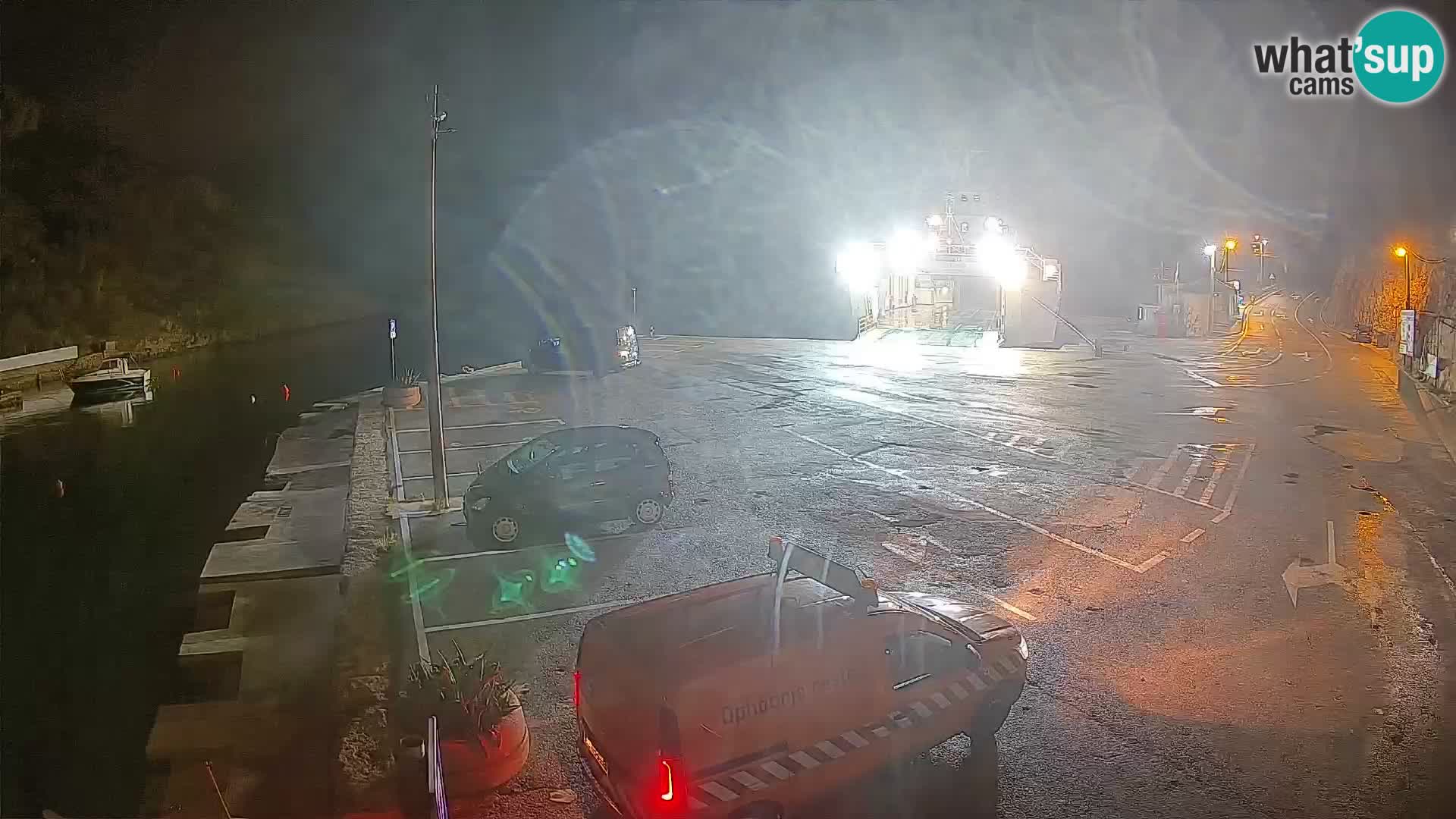 Webcam Prizna ferry port to Pag island