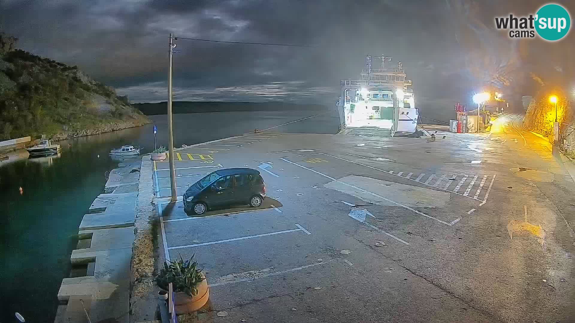 Webcam Prizna ferry port to Pag island