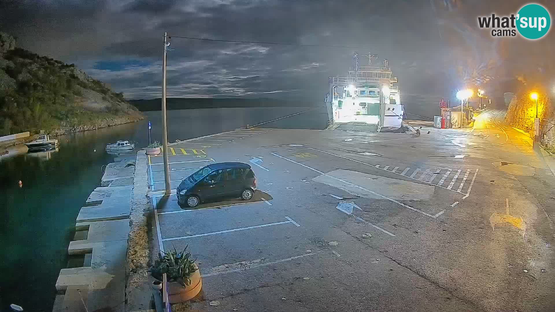 Webcam Prizna ferry port to Pag island