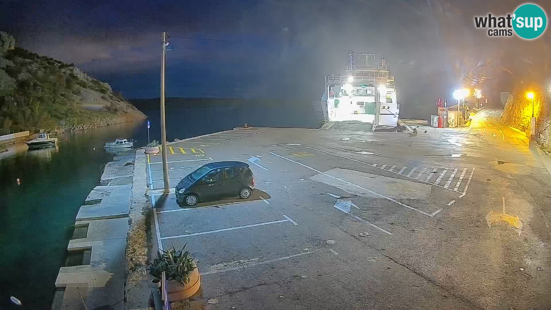 Webcam Prizna ferry port to Pag island