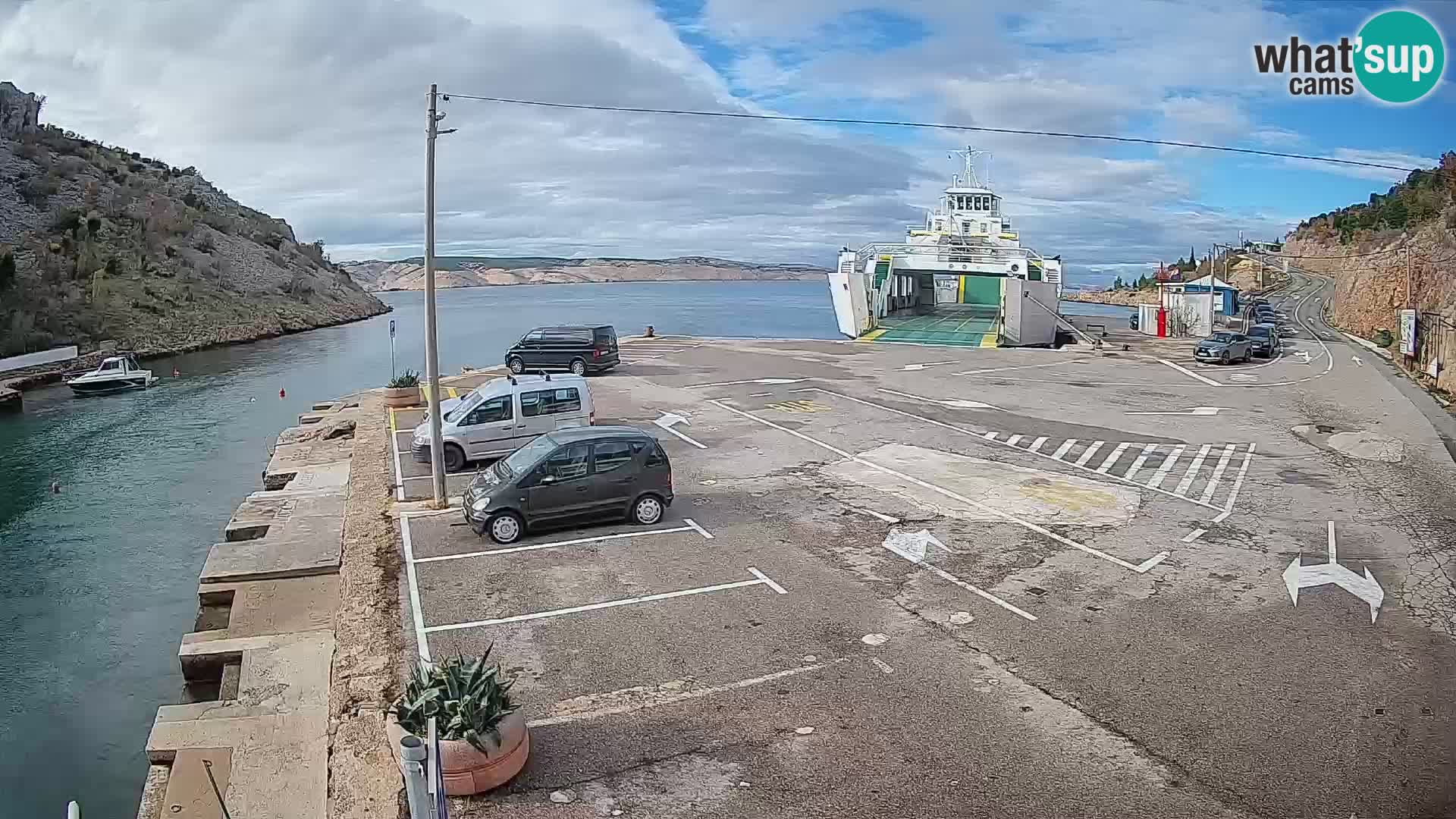Webcam port de ferry de Prizna – vers l’île de Pag