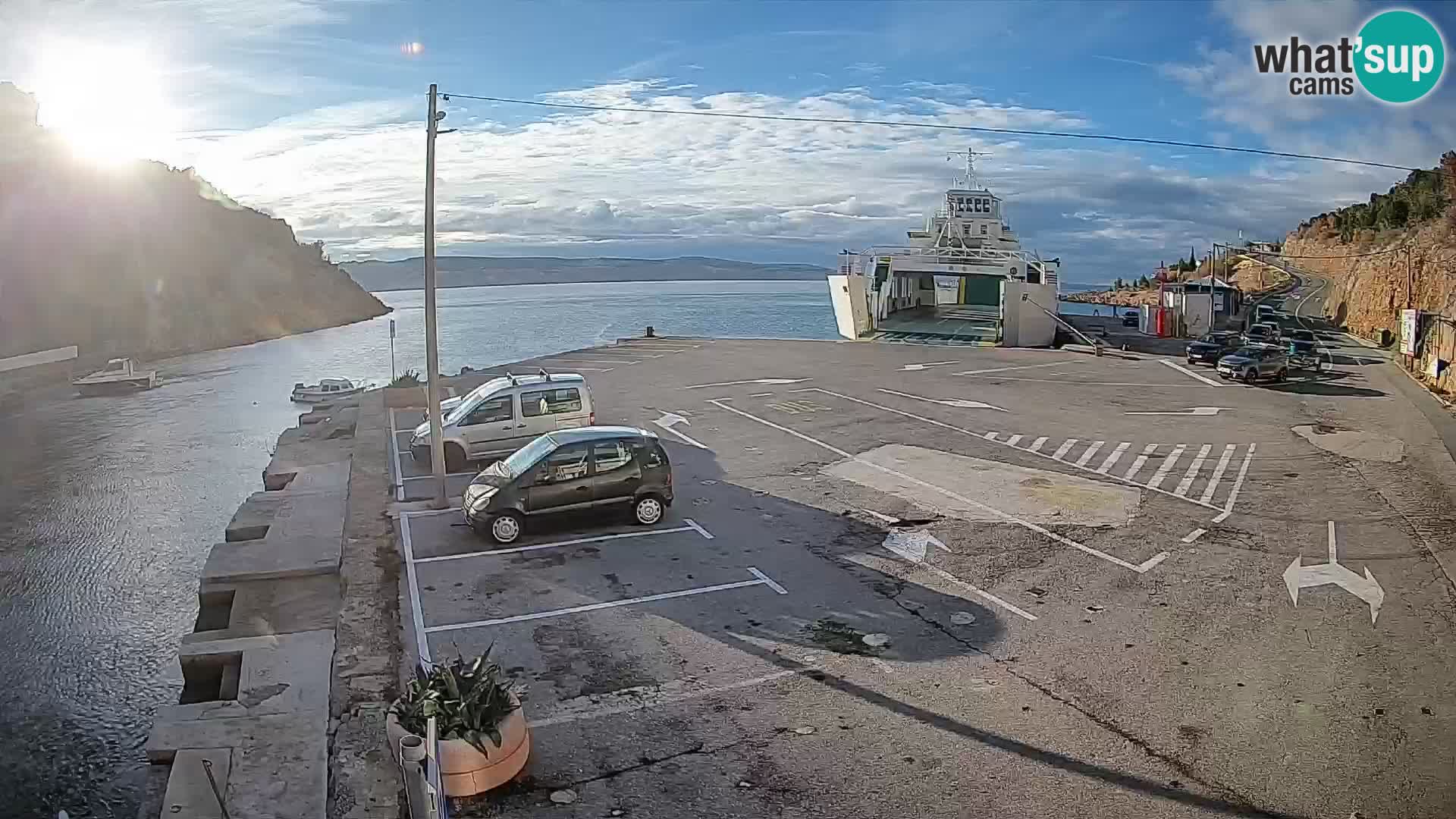 Webcam Prizna ferry port to Pag island