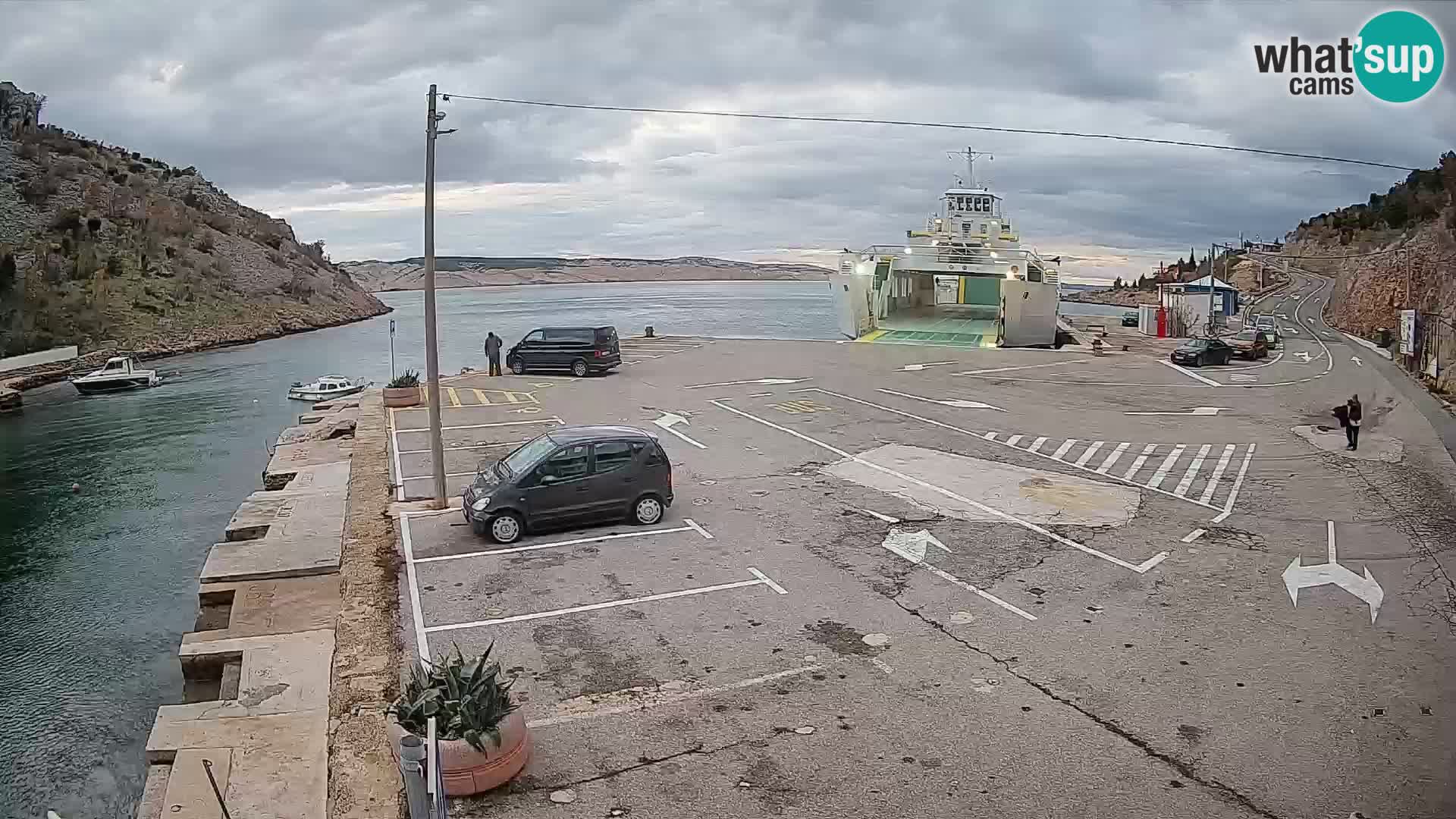 Webcam Fährhafen Prizna – zur Insel Pag