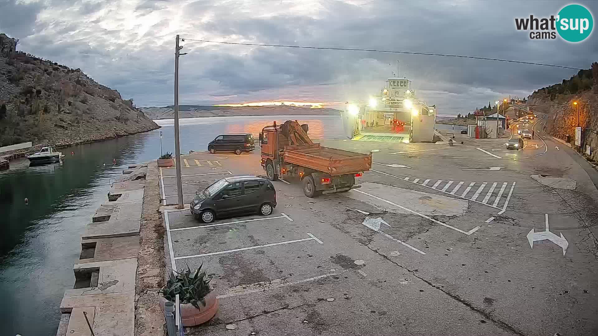 Webcam porto traghetti di Prizna – per l’isola di Pag