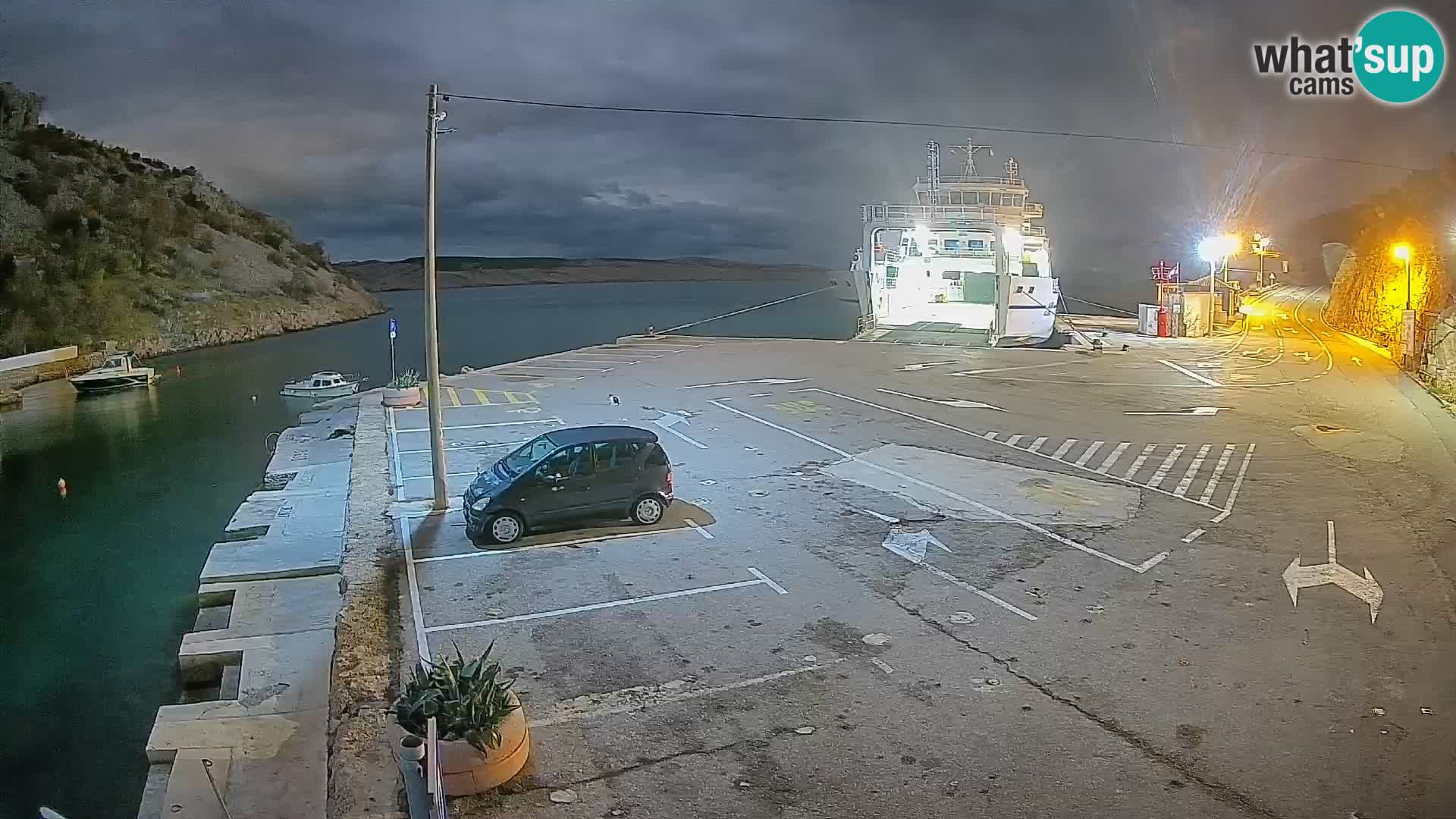 Webcam Prizna ferry port to Pag island