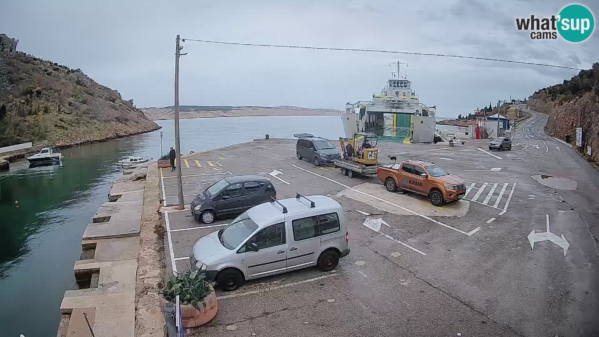 Webcam Prizna ferry port to Pag island