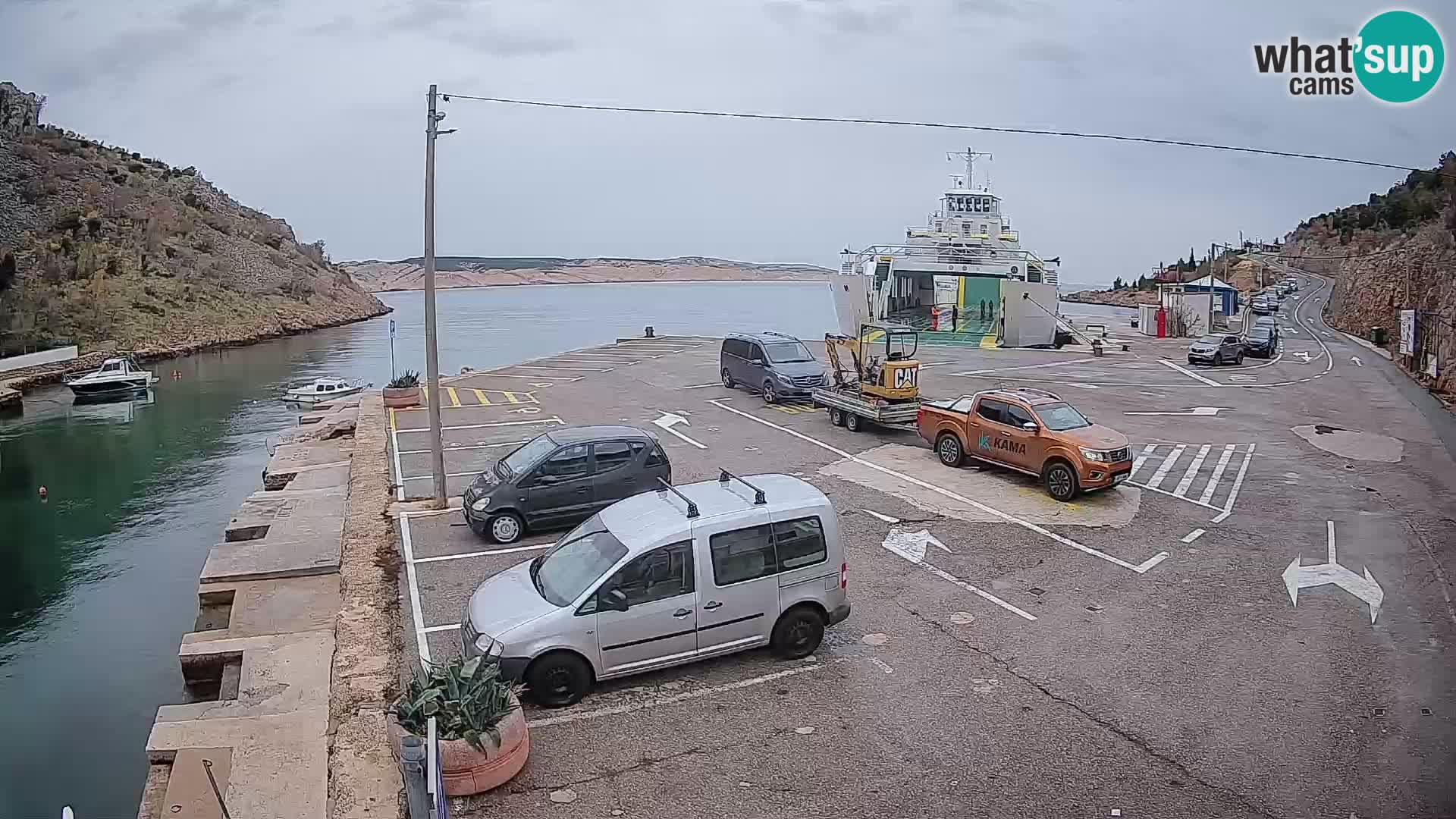 Webcam Prizna ferry port to Pag island