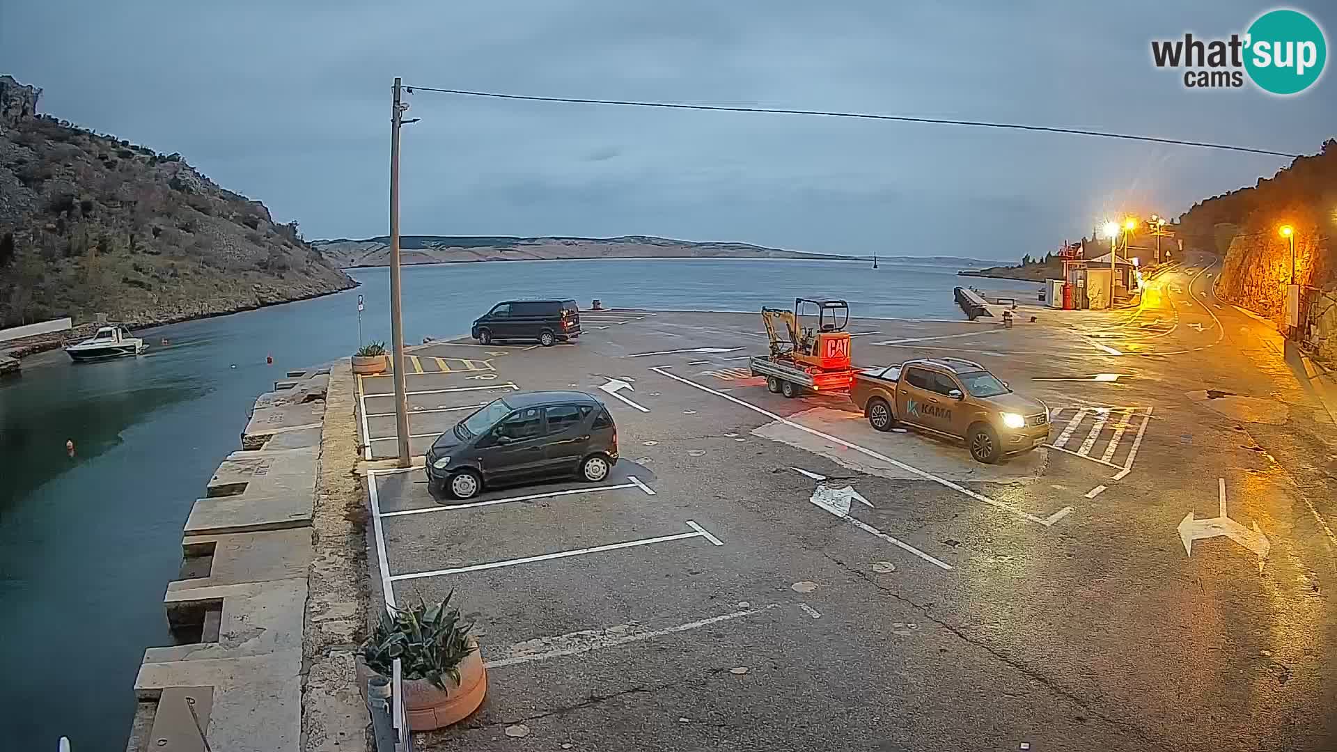 Webcam Prizna ferry port to Pag island