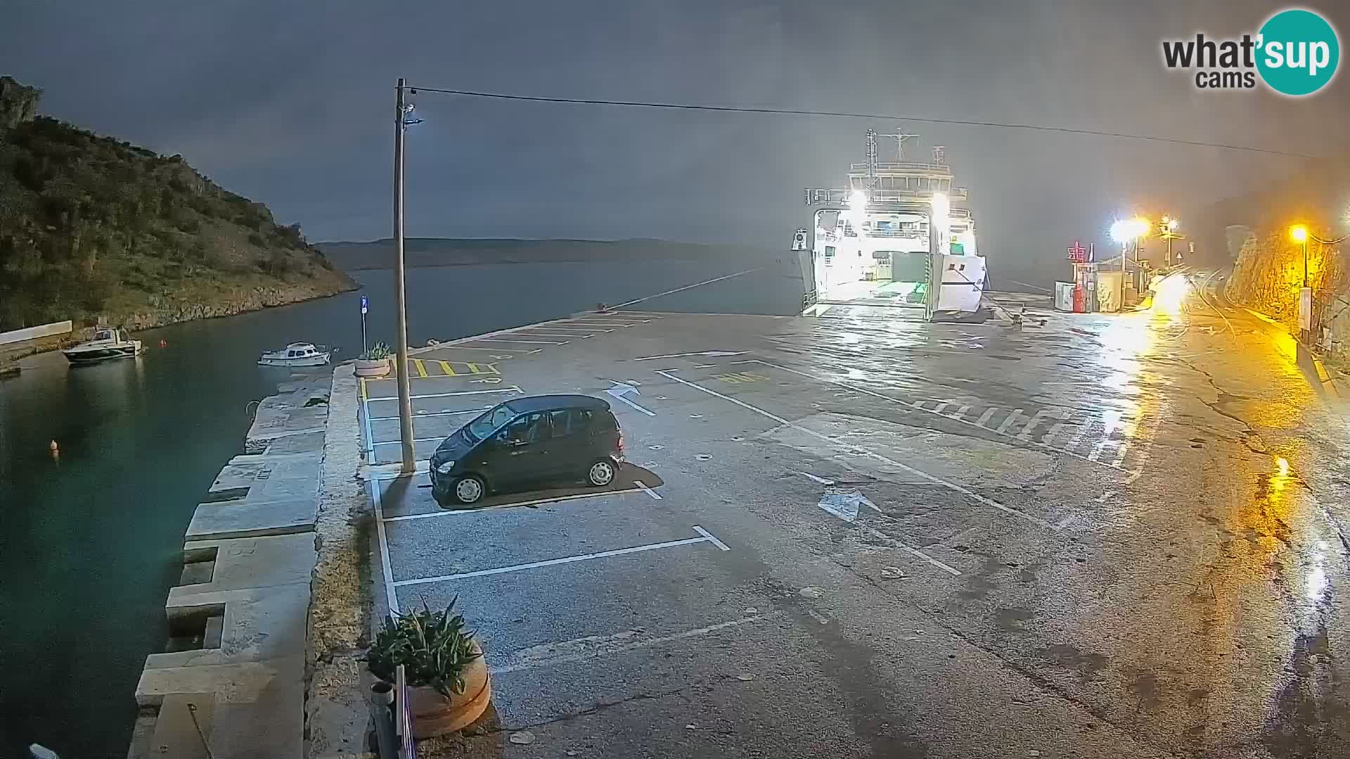 Webcam Prizna ferry port to Pag island