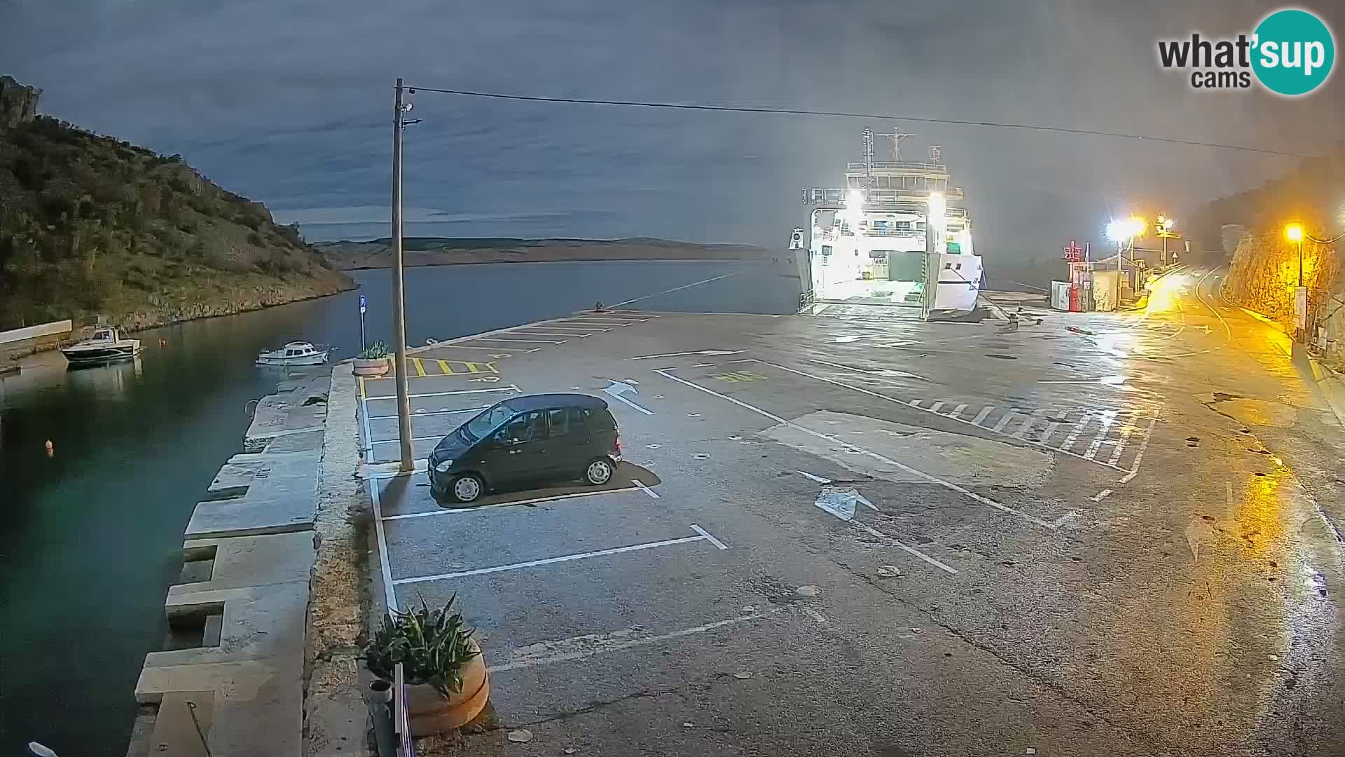Webcam Prizna ferry port to Pag island