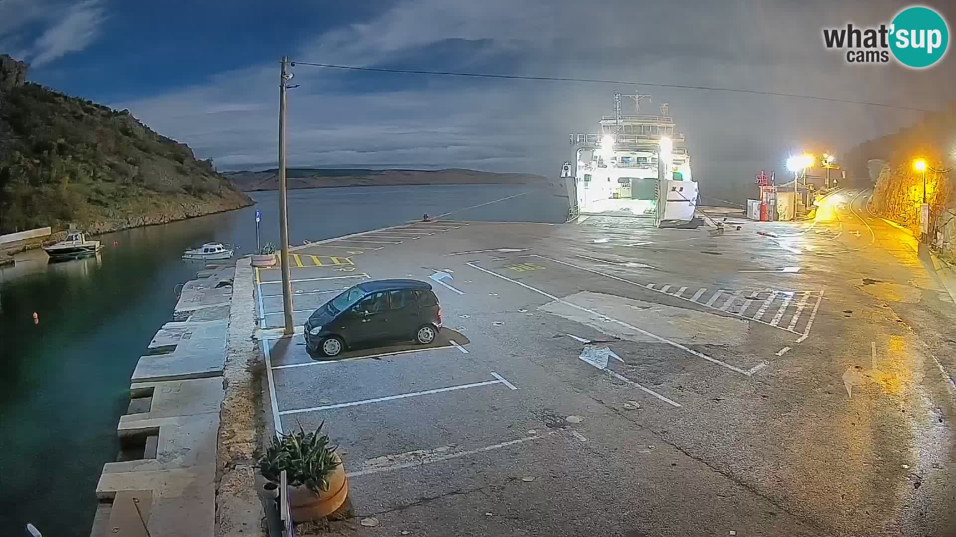 Webcam port de ferry de Prizna – vers l’île de Pag