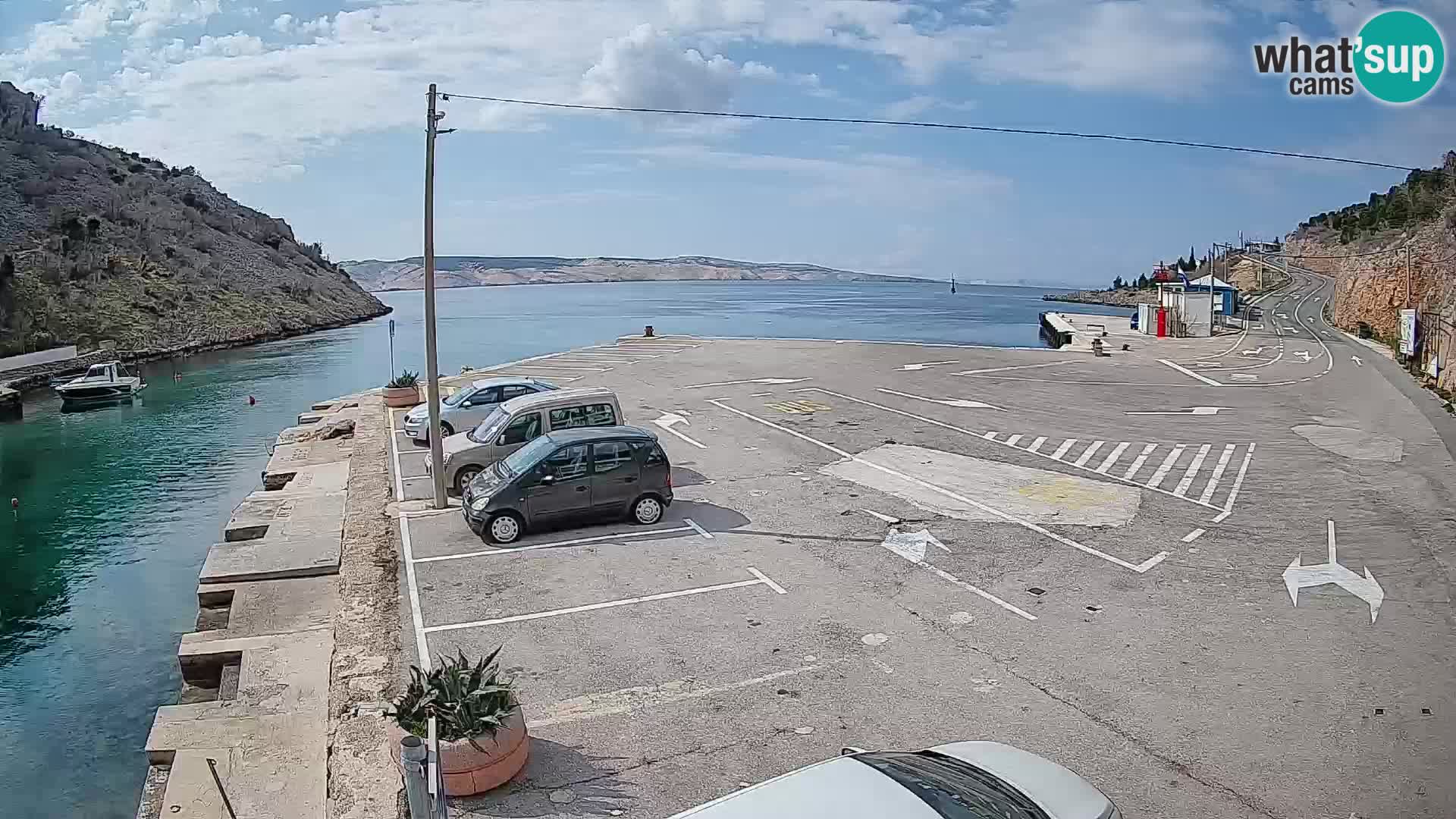 Webcam del puerto de ferris de Prizna – hacia la isla de Pag