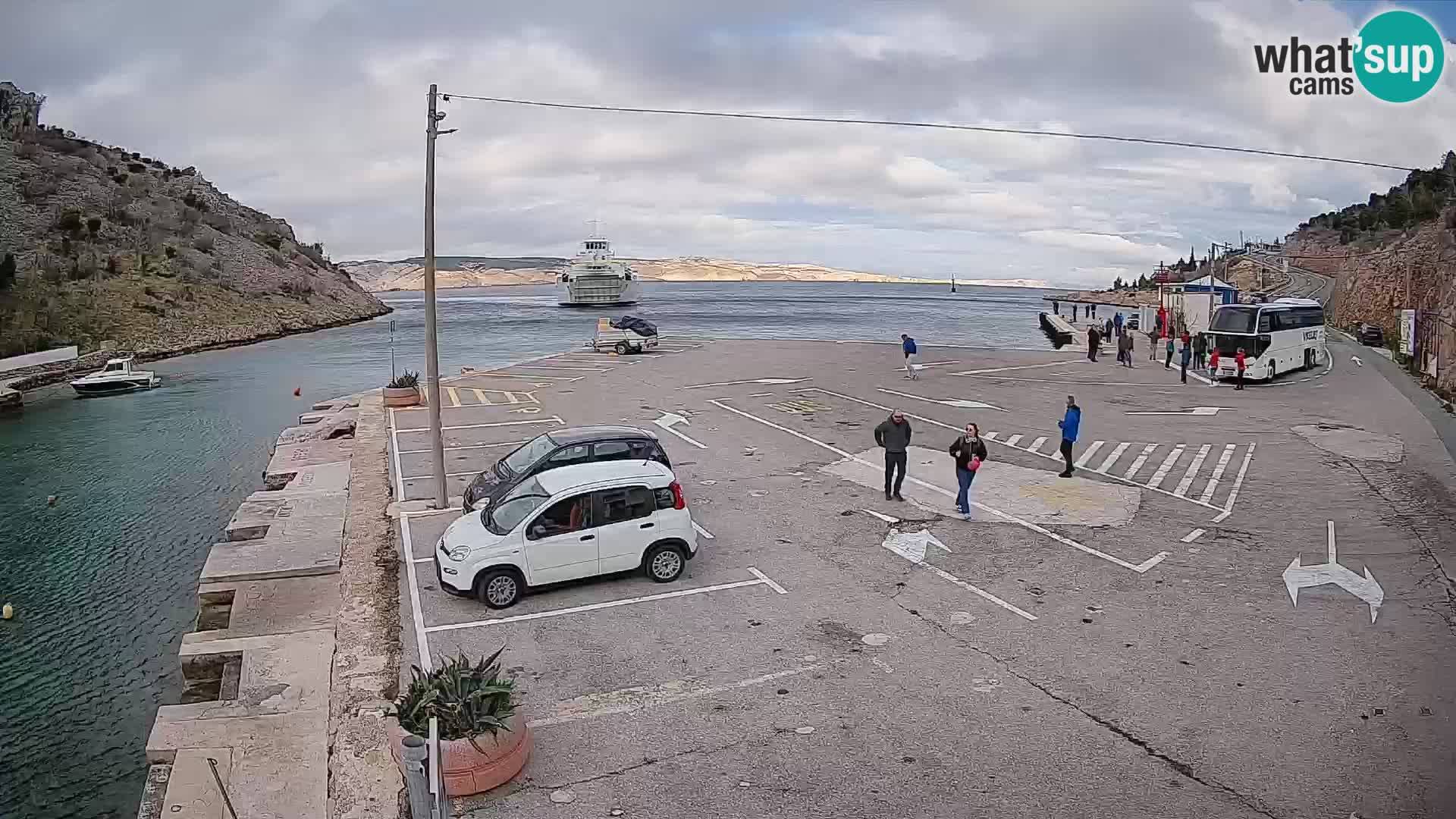 Webcam Prizna ferry port to Pag island