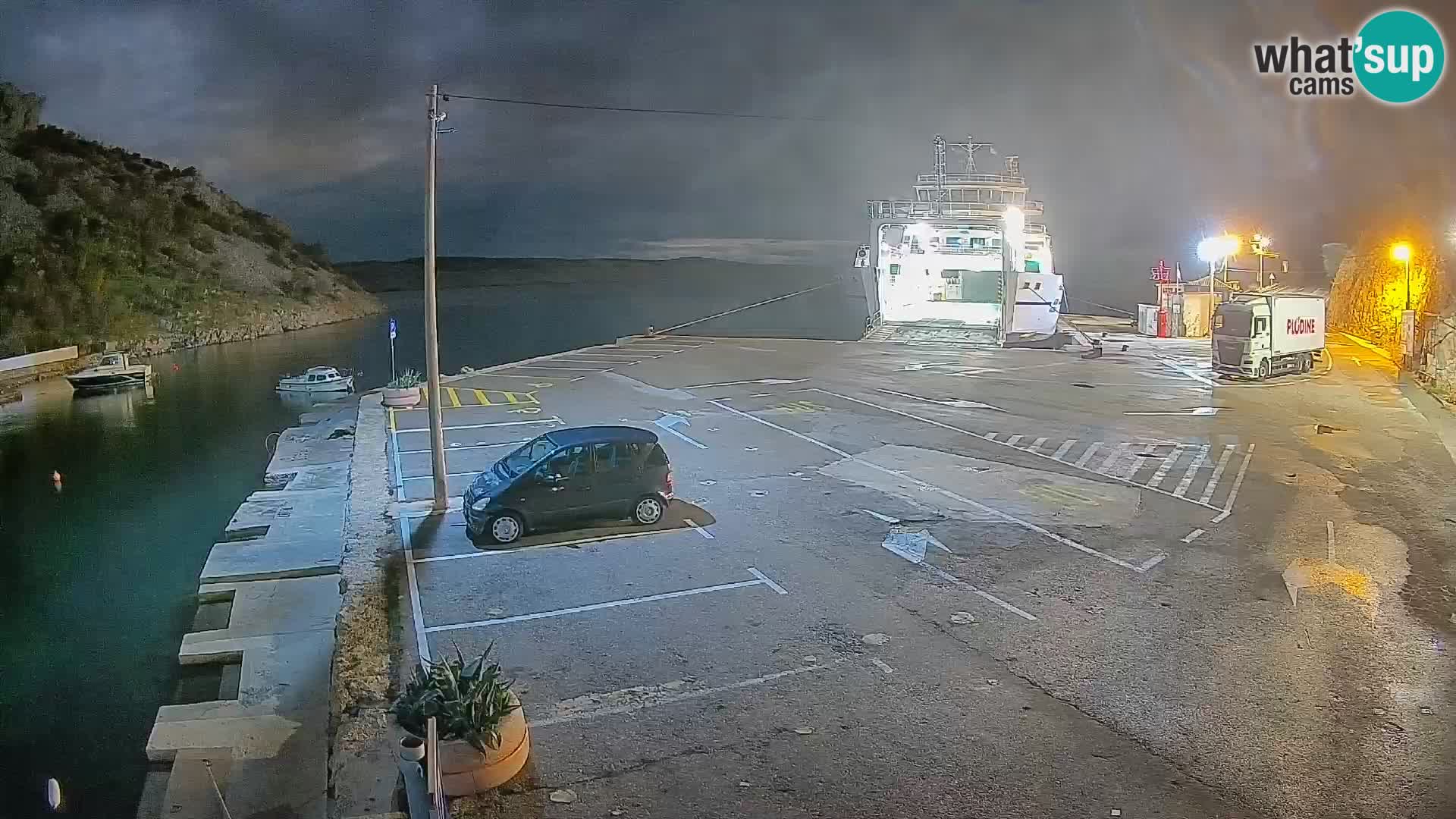 Webcam Prizna ferry port to Pag island