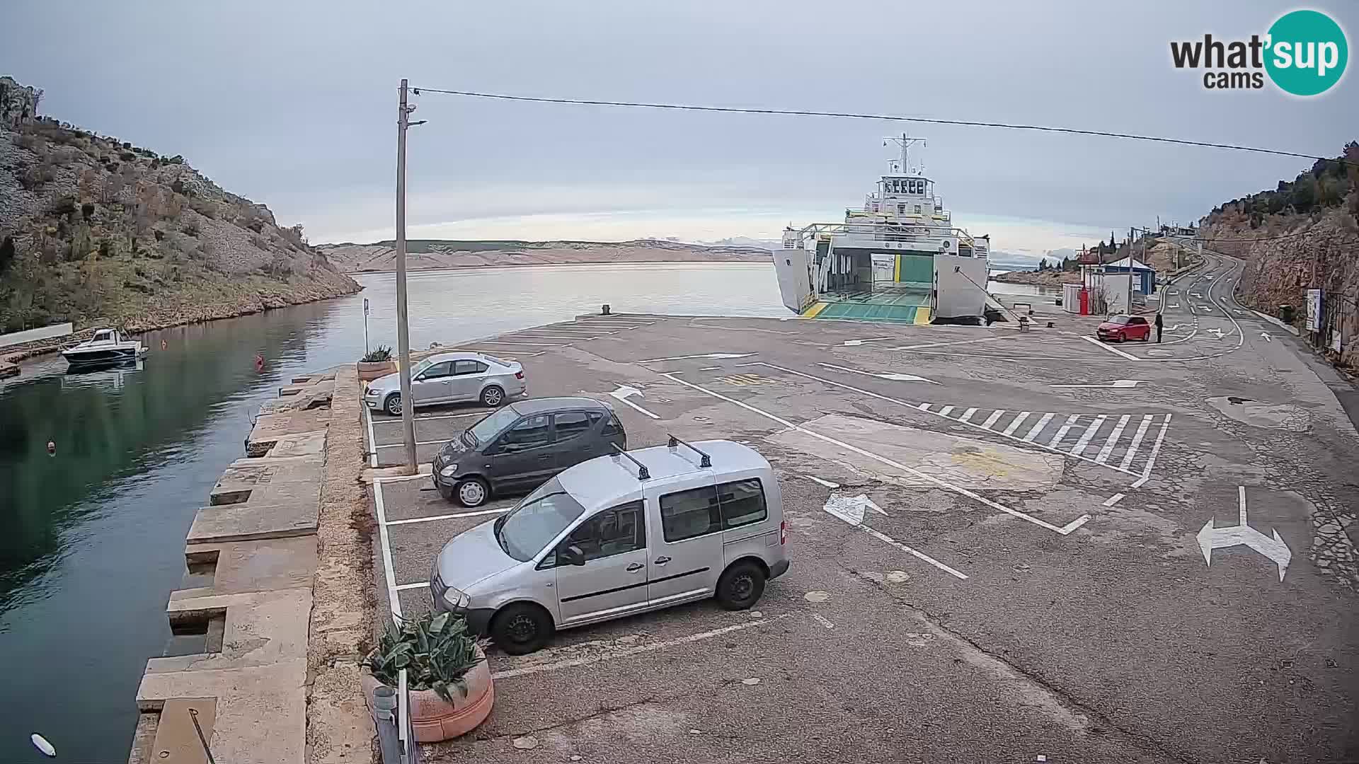 Webcam Fährhafen Prizna – zur Insel Pag