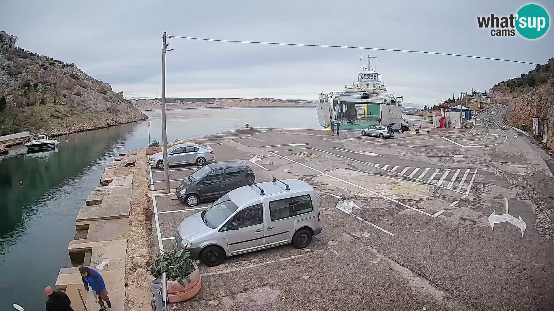 Webcam Prizna ferry port to Pag island