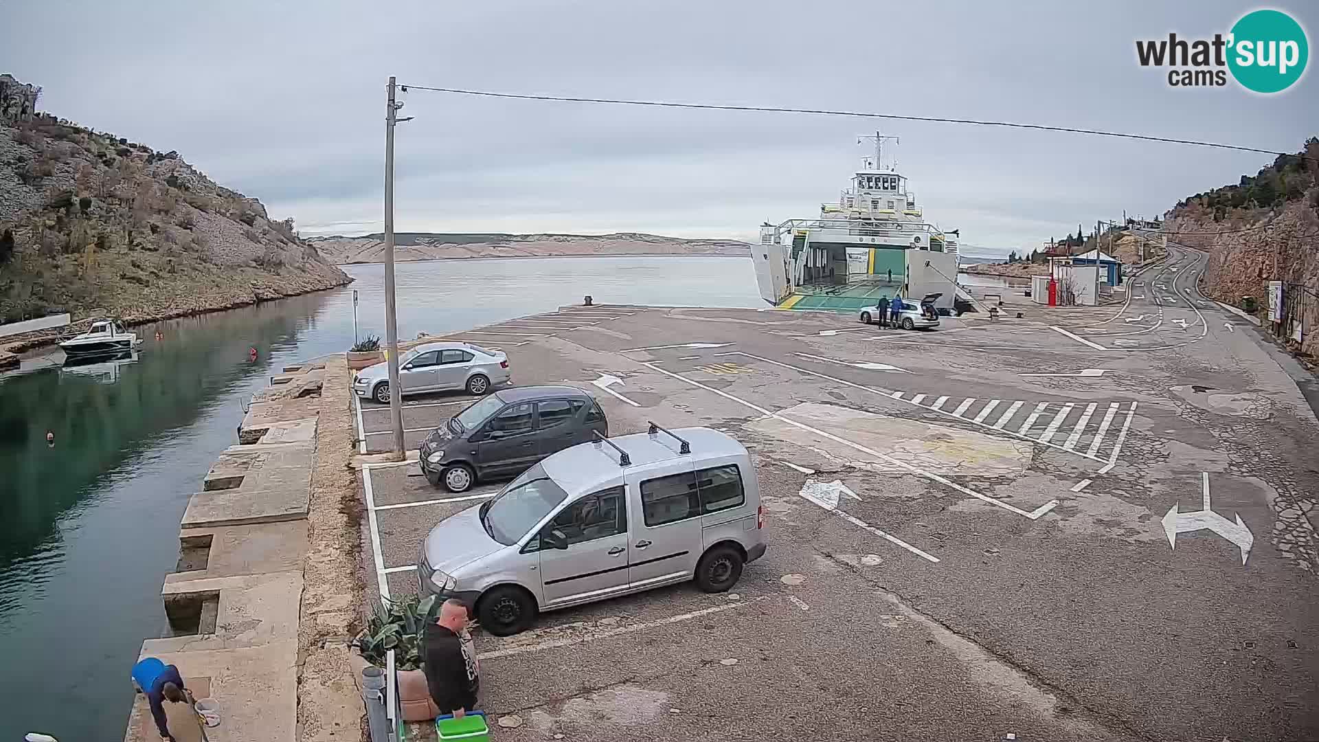 Webcam Prizna ferry port to Pag island