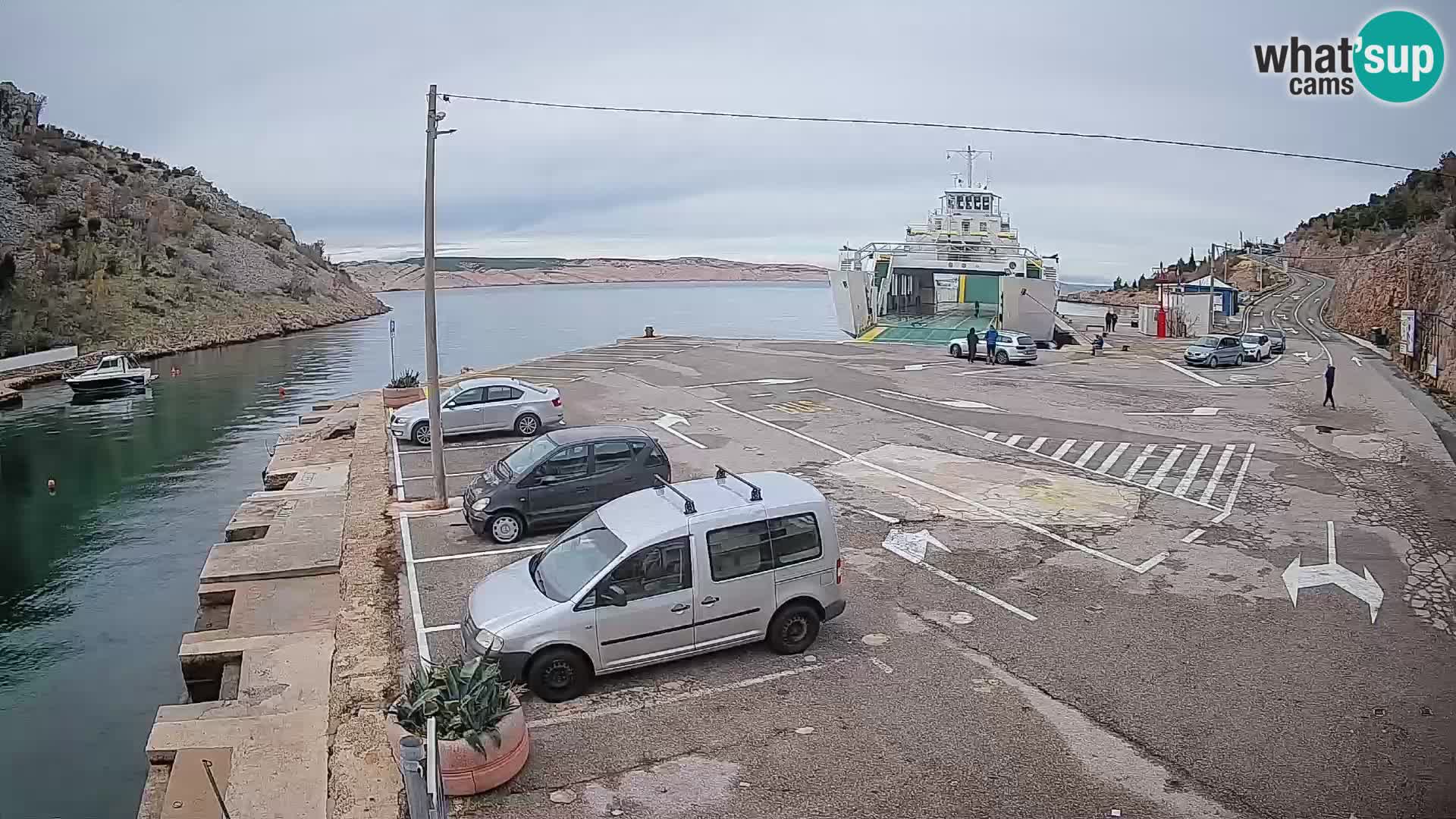Webcam port de ferry de Prizna – vers l’île de Pag