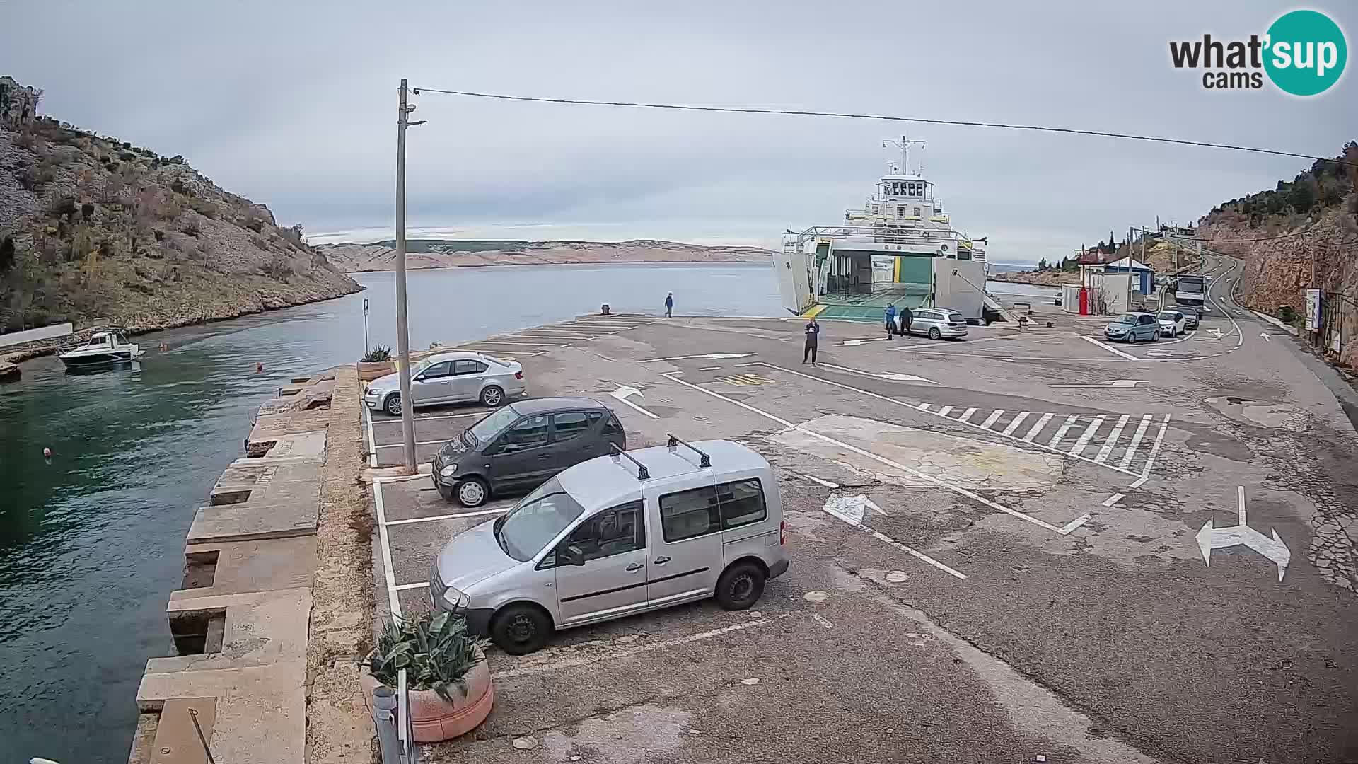 Webcam port de ferry de Prizna – vers l’île de Pag