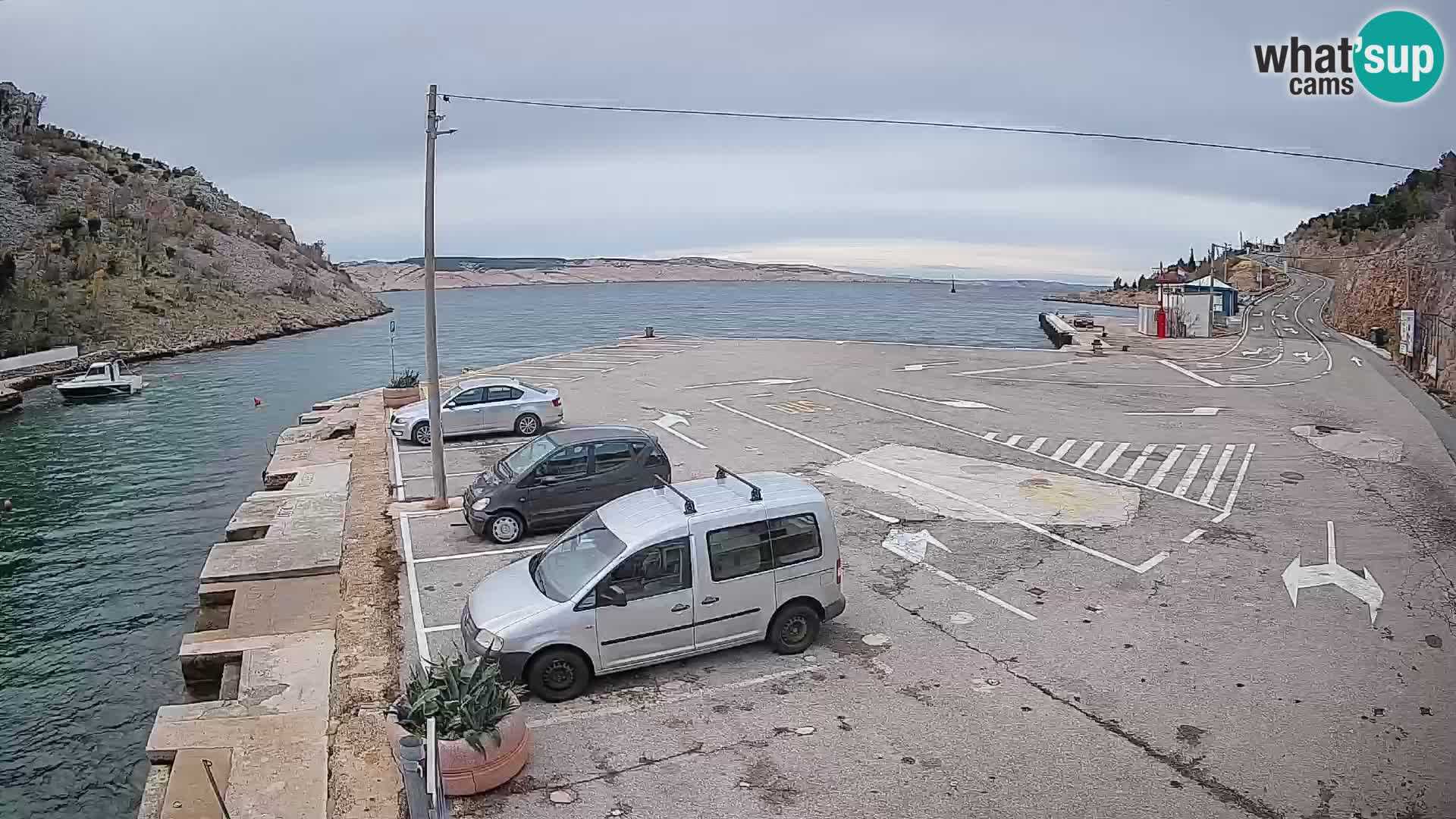 Webcam Prizna ferry port to Pag island