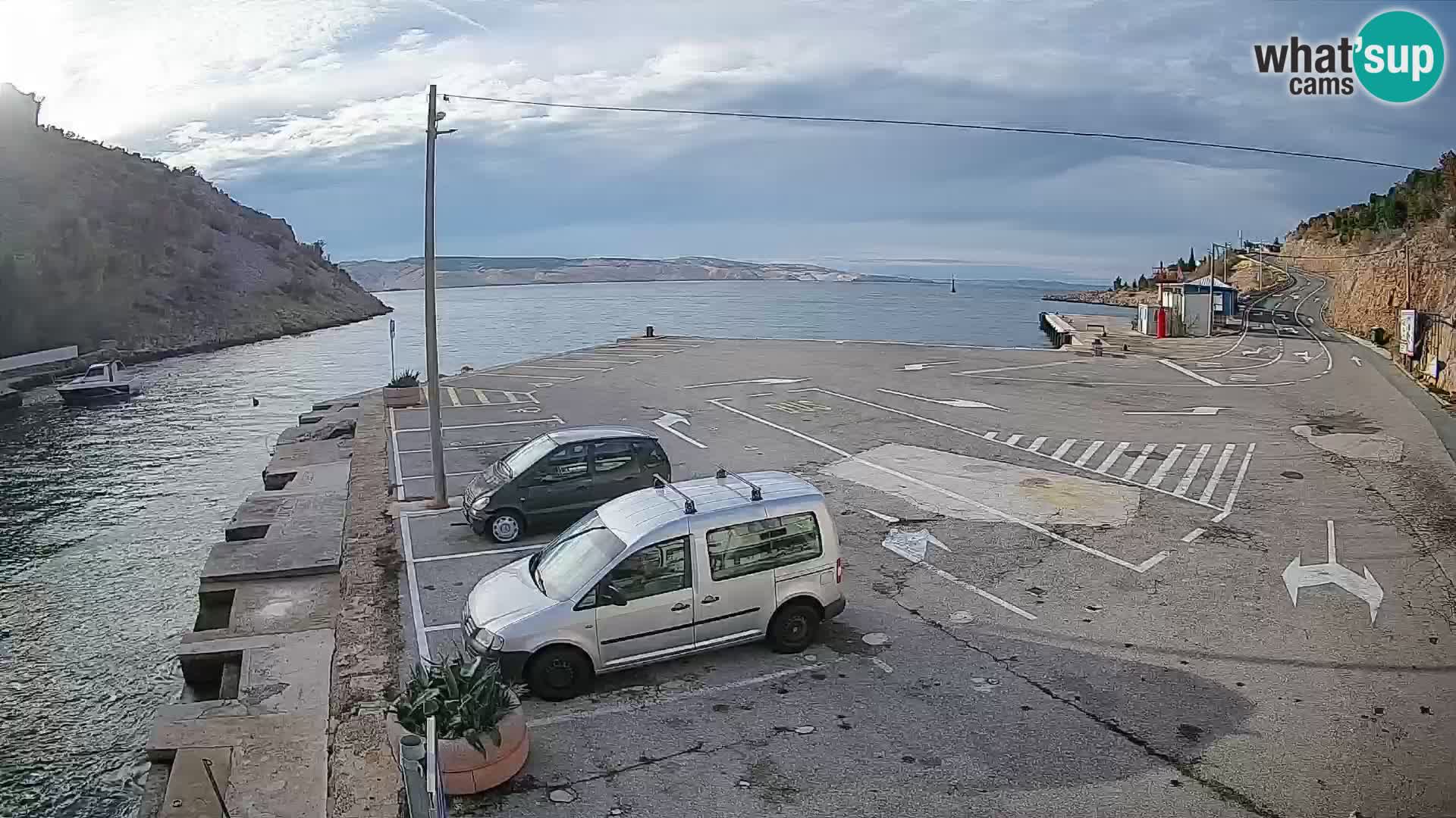 Webcam Prizna ferry port to Pag island