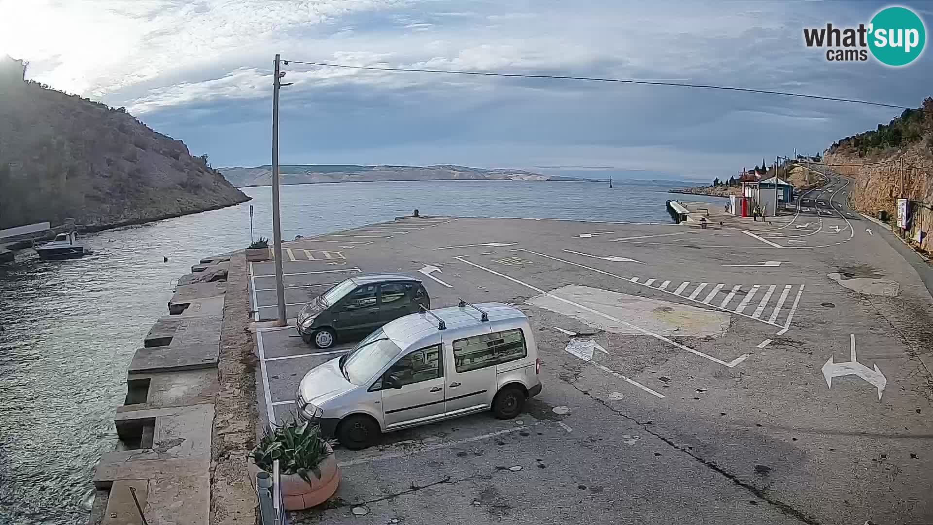 Webcam Prizna ferry port to Pag island