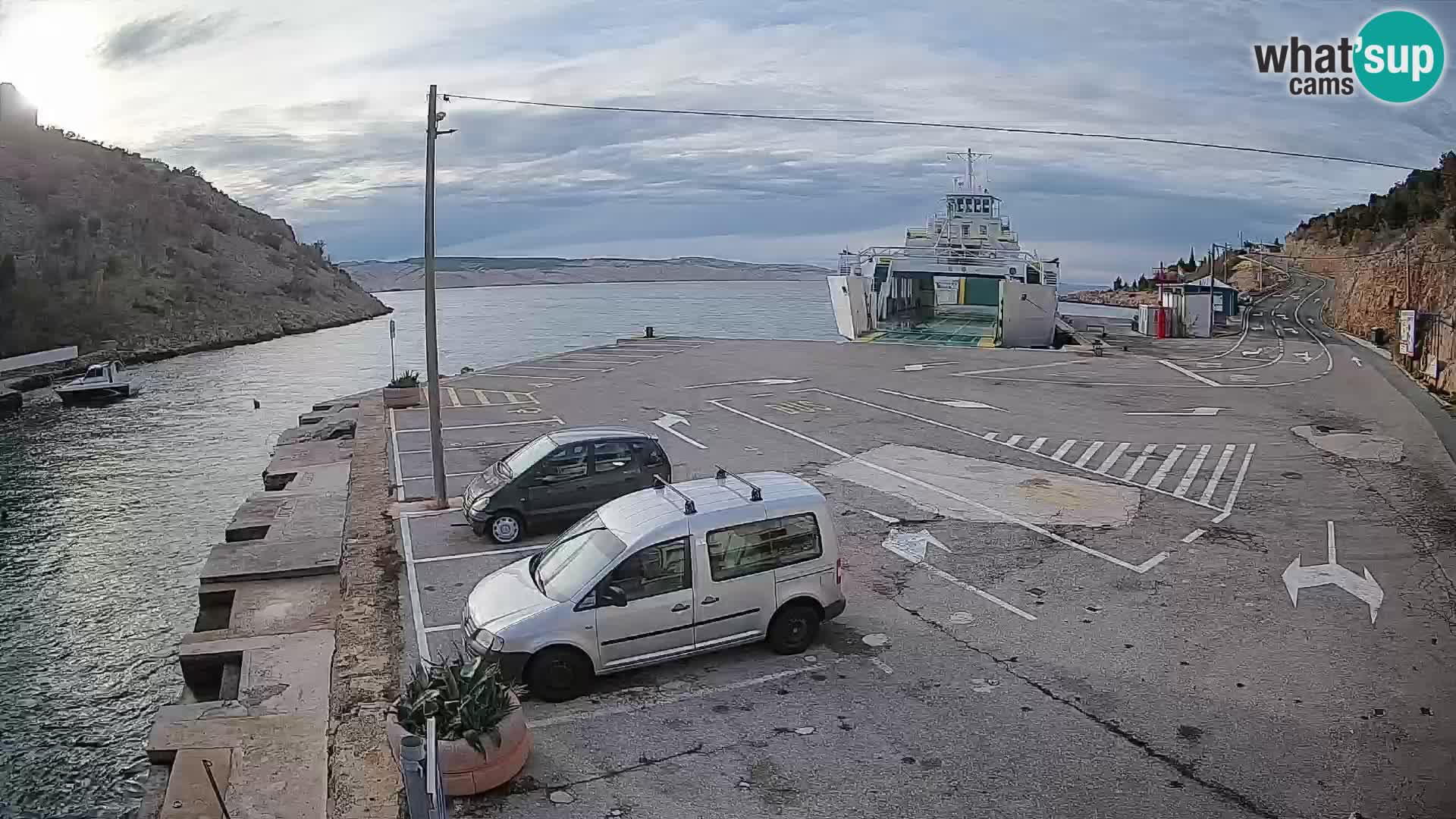 Webcam Fährhafen Prizna – zur Insel Pag