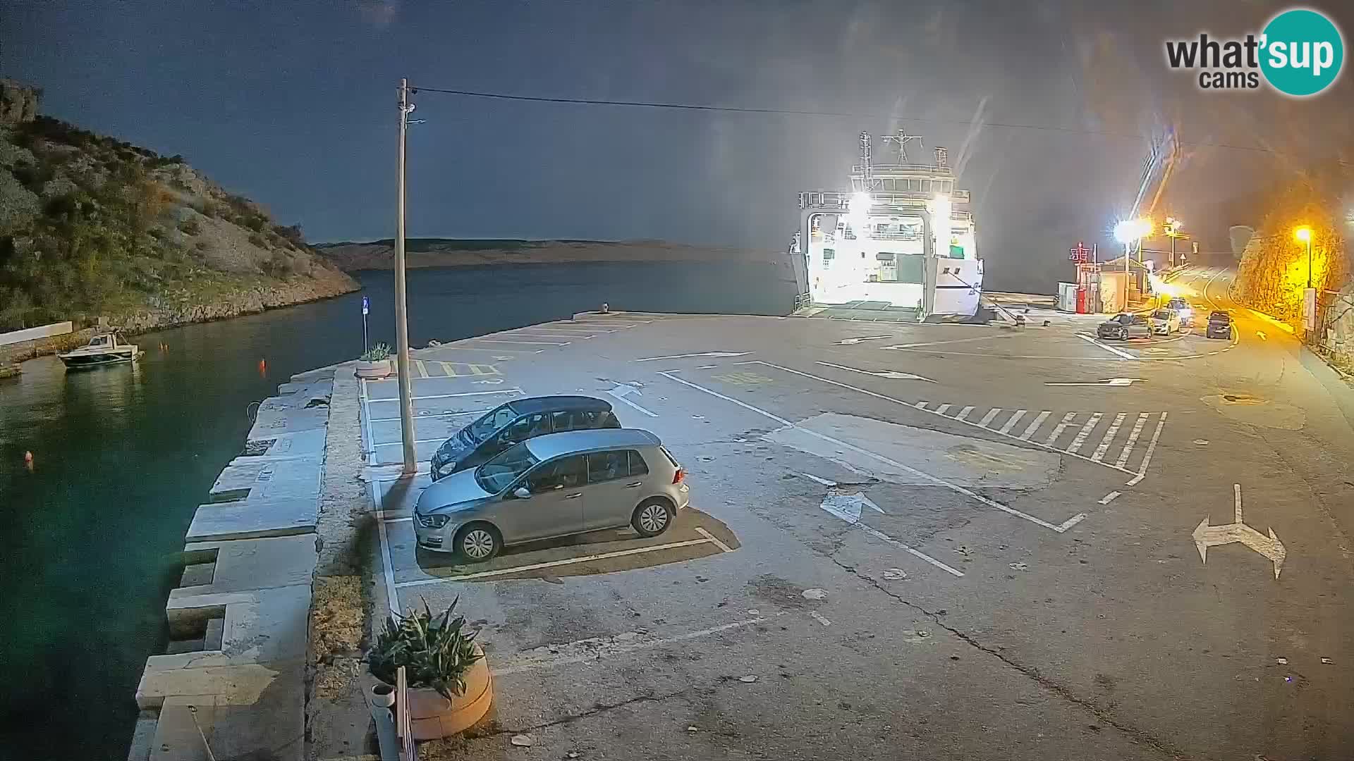 Webcam Prizna ferry port to Pag island