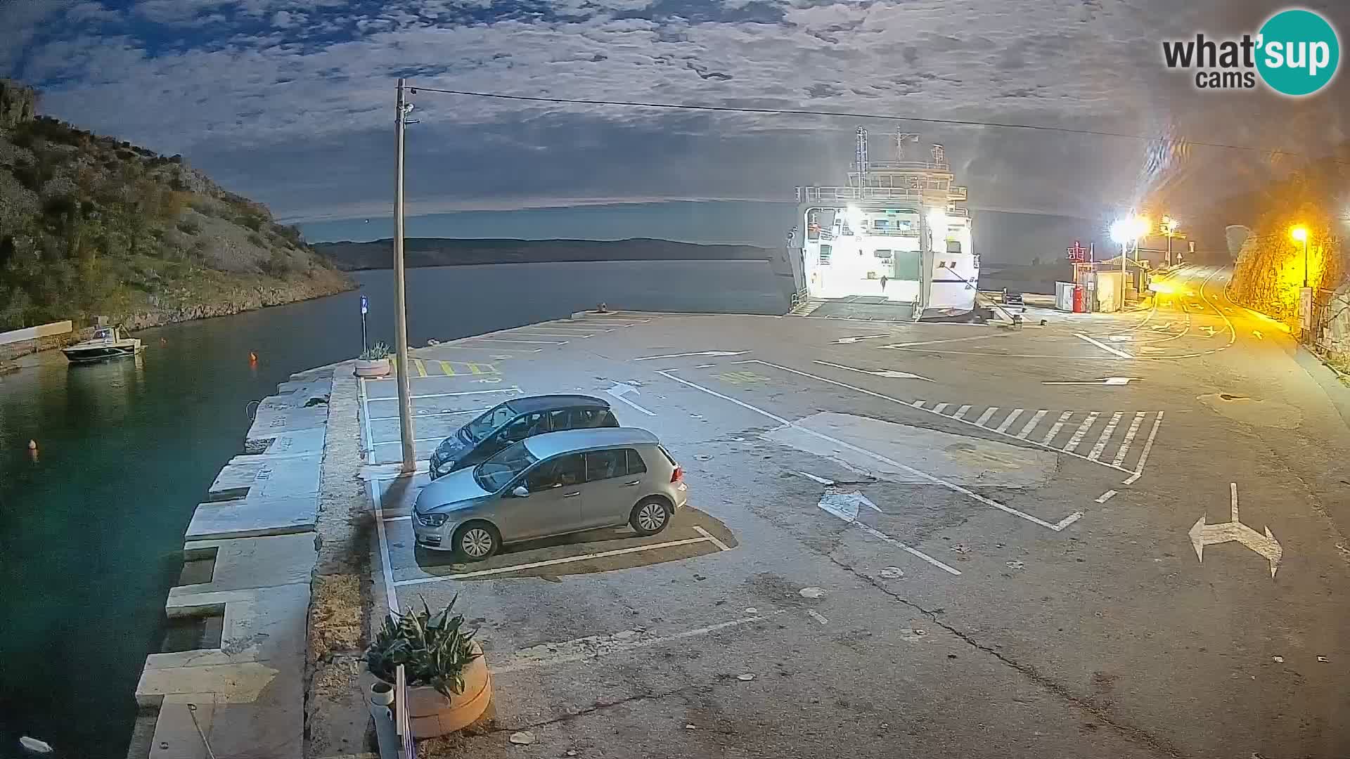 Webcam port de ferry de Prizna – vers l’île de Pag