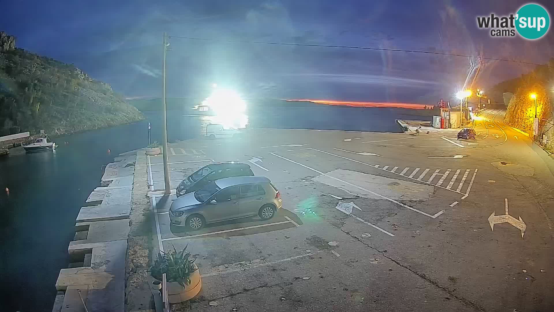 Webcam port de ferry de Prizna – vers l’île de Pag