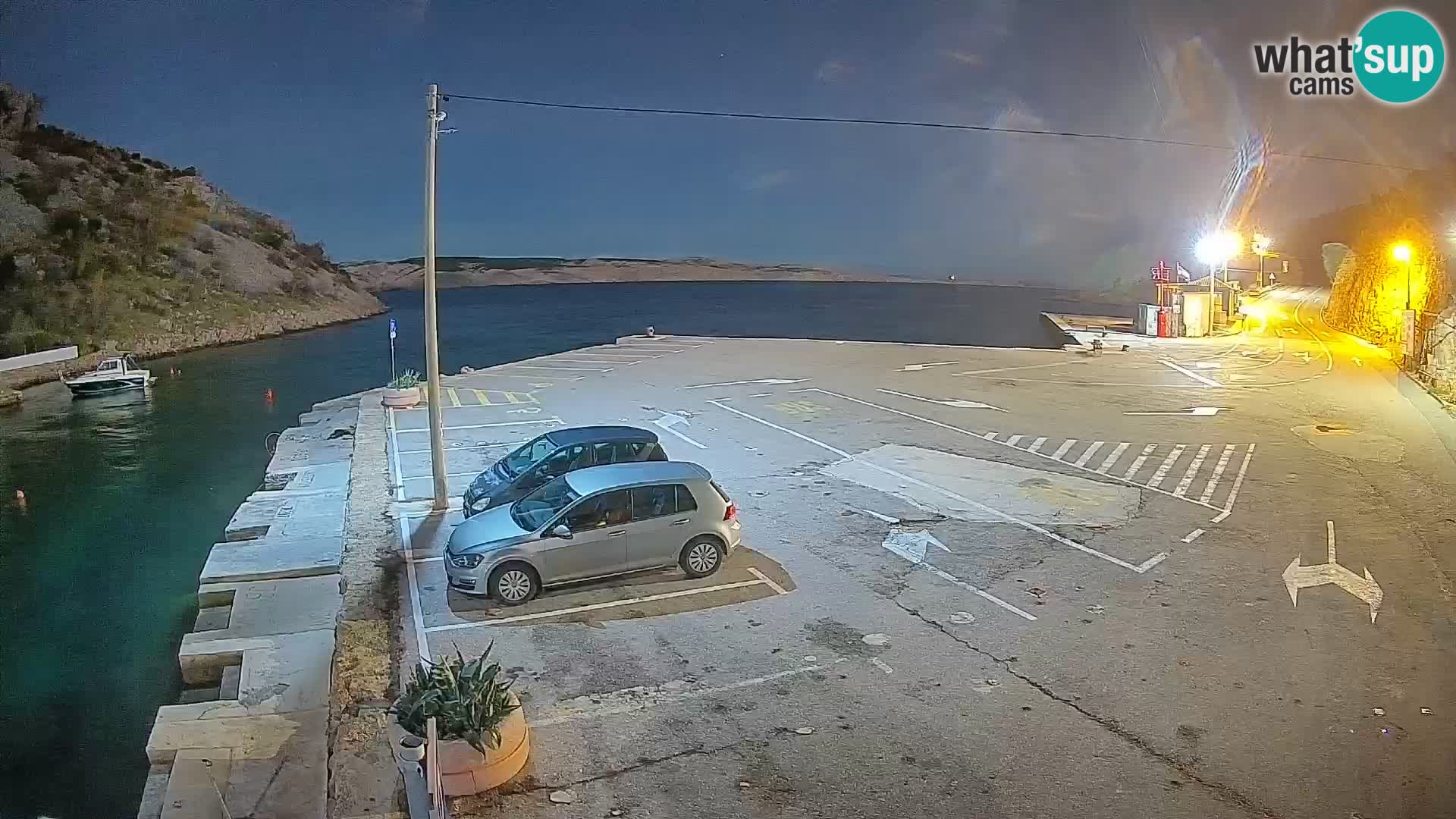 Webcam Prizna ferry port to Pag island