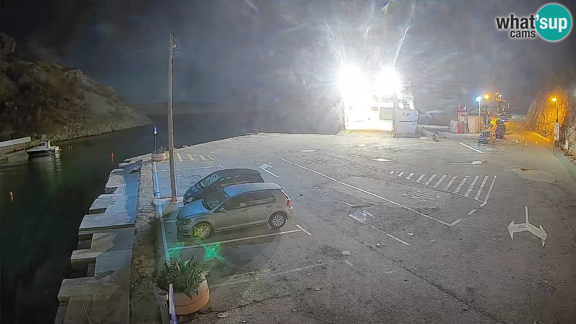 Webcam Prizna ferry port to Pag island