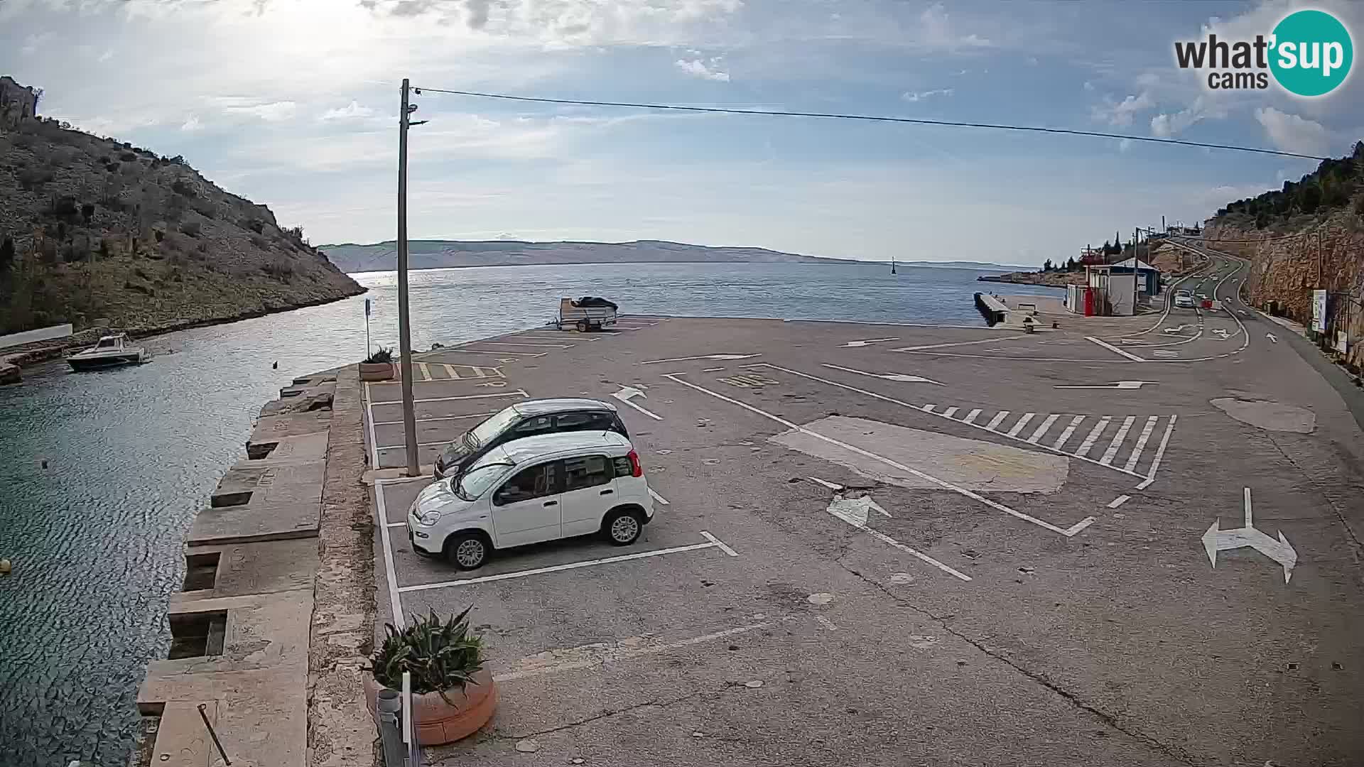 Webcam Prizna ferry port to Pag island