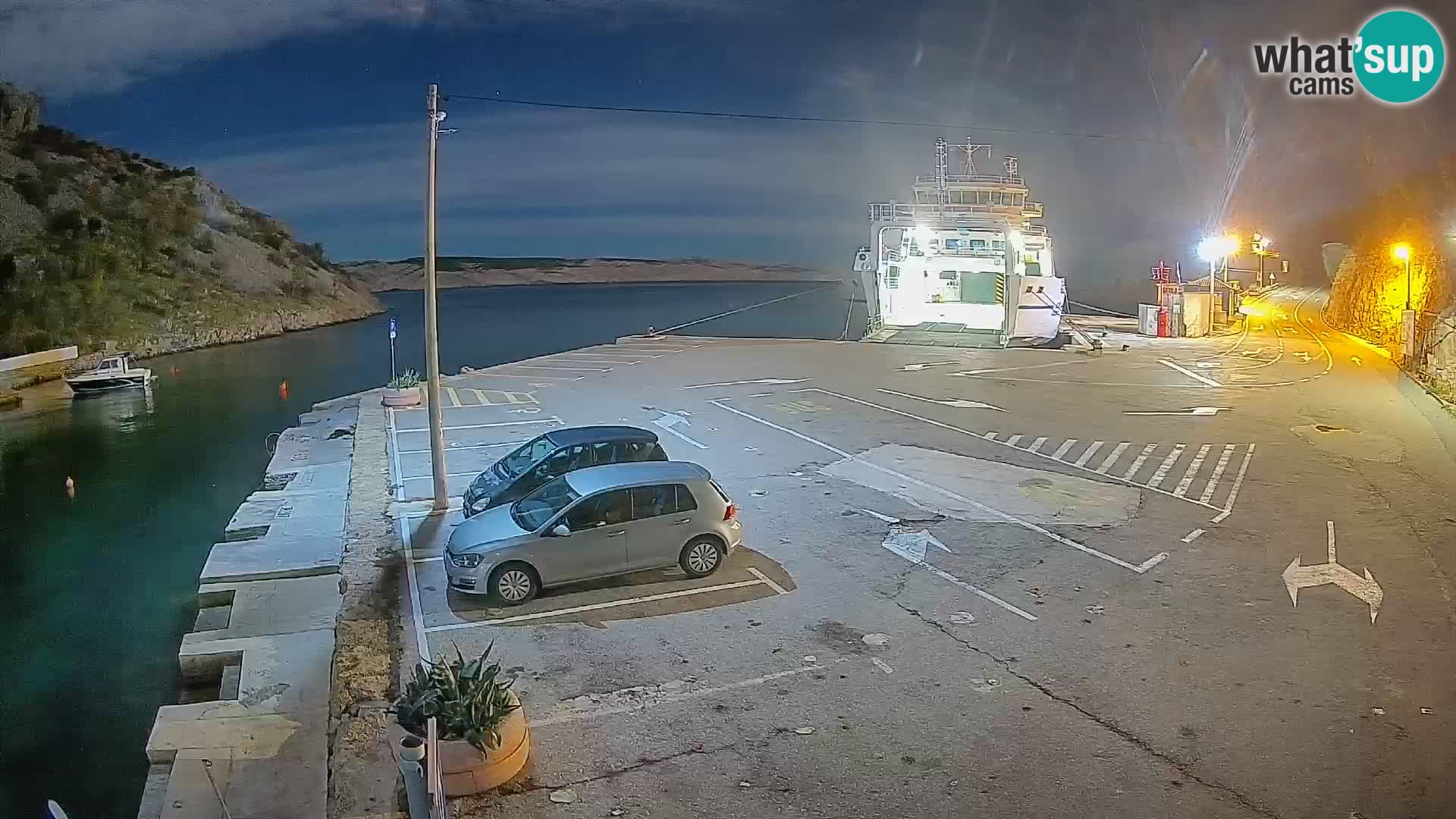 Webcam Prizna ferry port to Pag island
