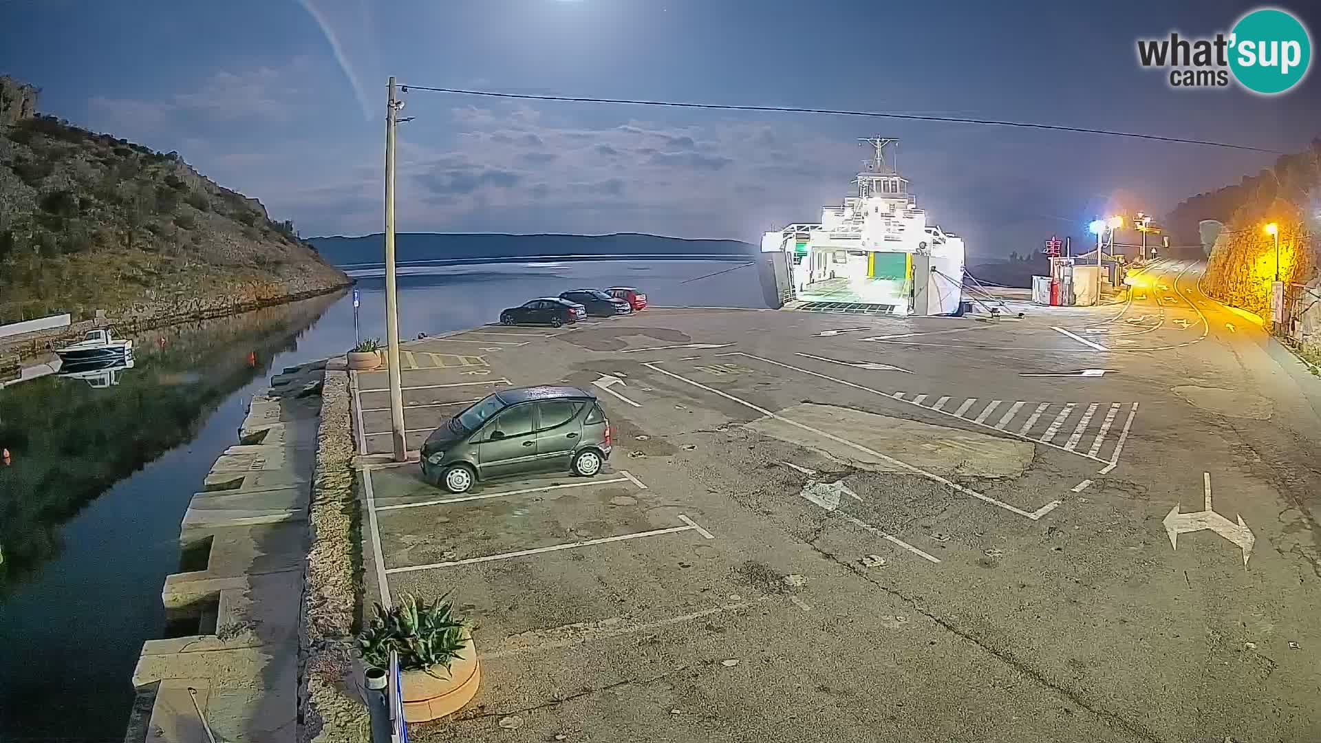 Webcam Prizna ferry port to Pag island