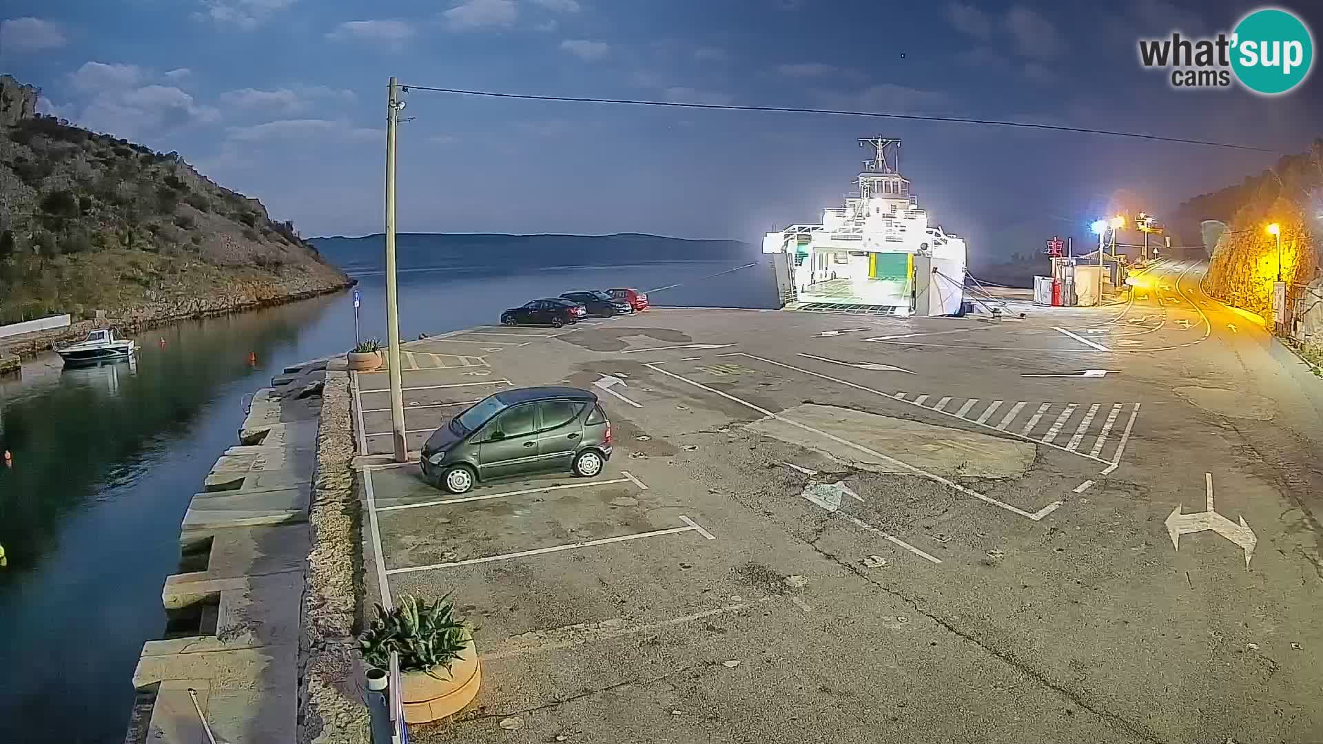 Webcam Prizna ferry port to Pag island