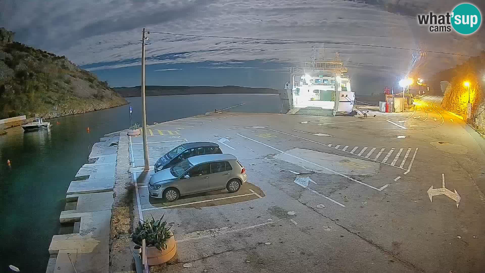 Webcam Prizna ferry port to Pag island