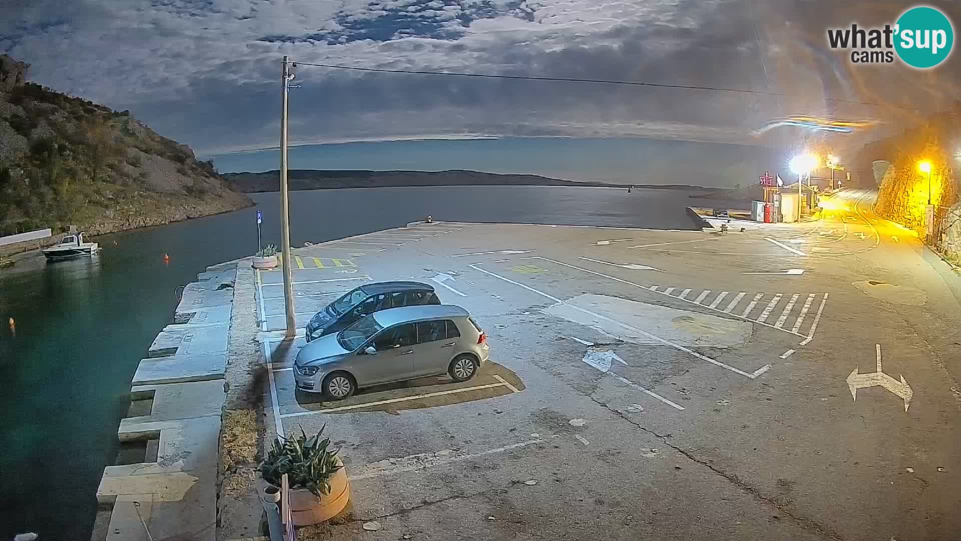 Webcam Prizna ferry port to Pag island