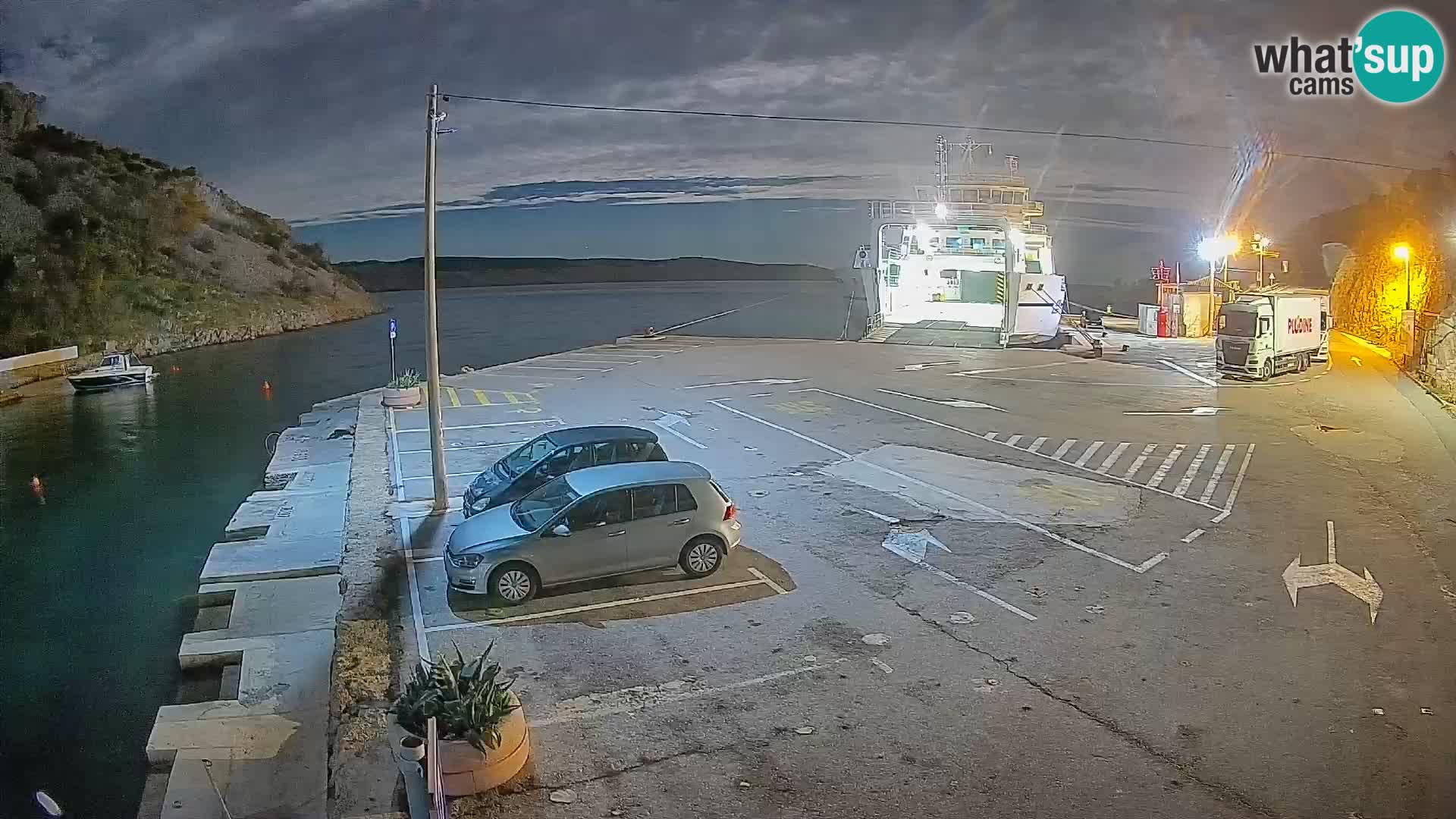 Webcam Prizna ferry port to Pag island