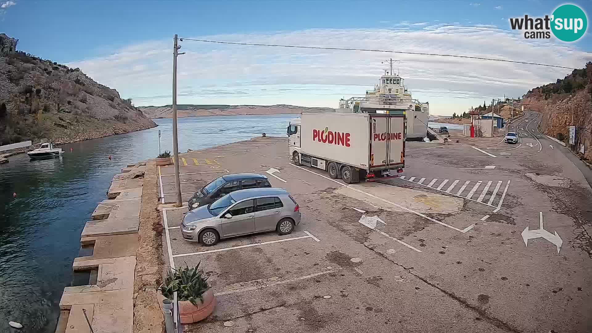 Webcam port de ferry de Prizna – vers l’île de Pag
